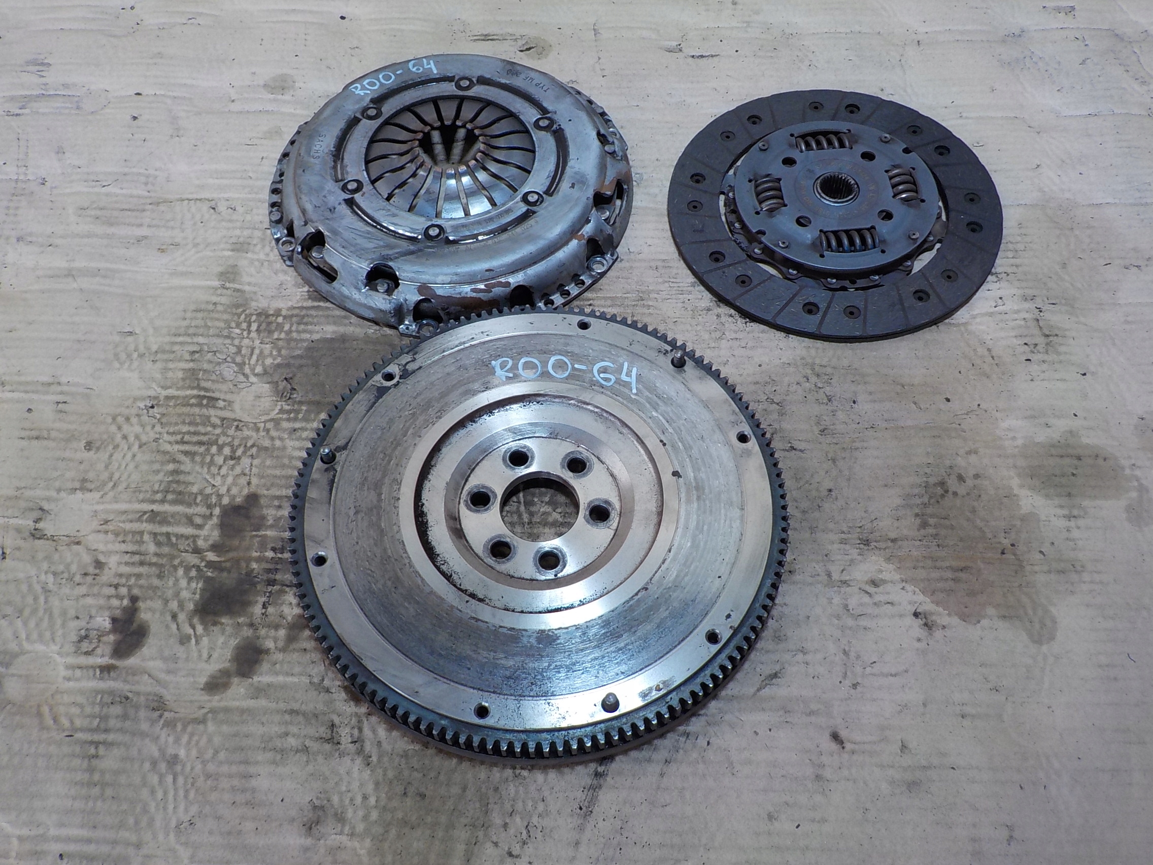 03F105266B - ЗЧЕПЛЕННЯ ROOMSTER 1.2 TSI