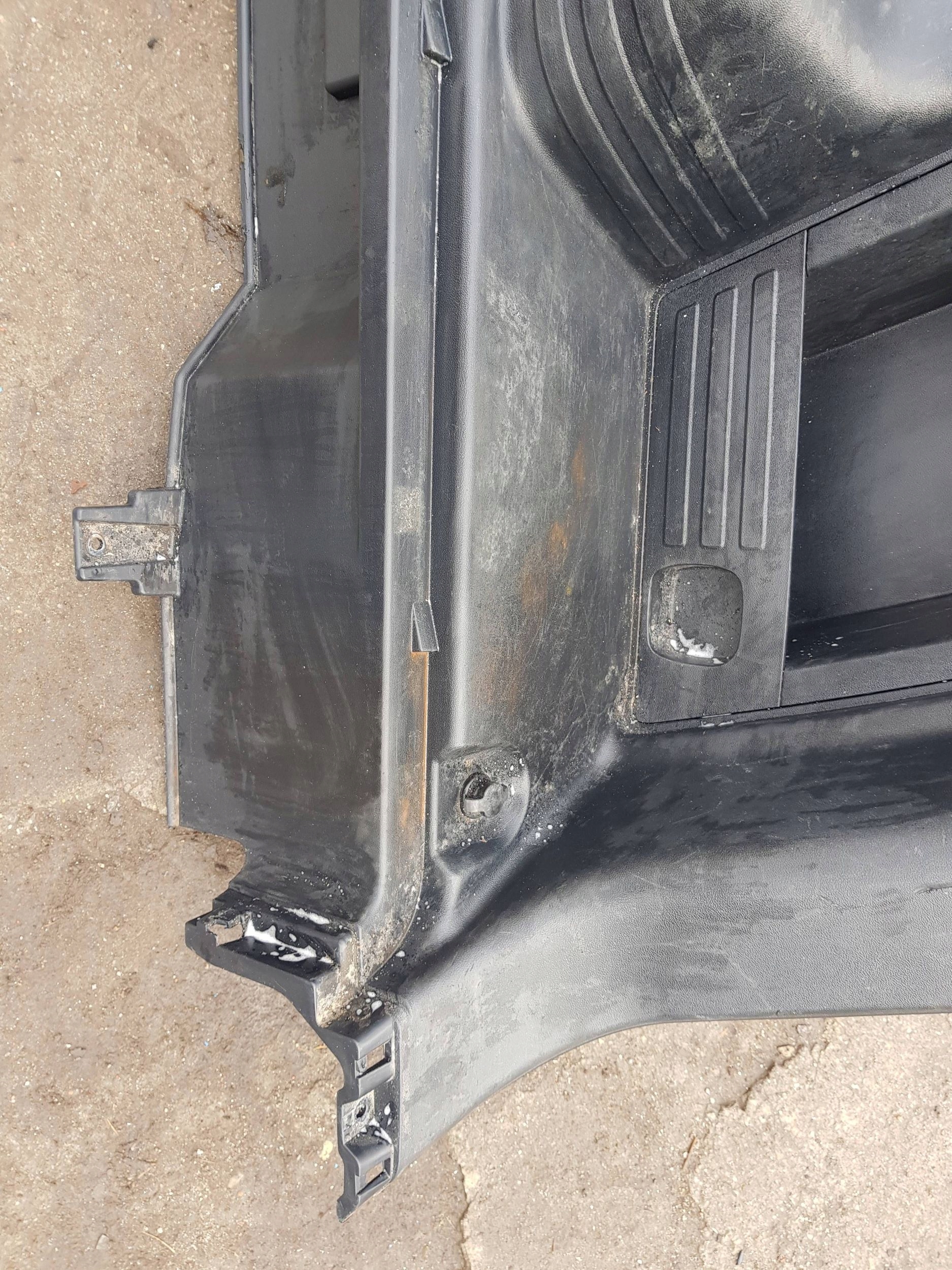 HYUNDAI IX35 right boot upholstery 09-13R