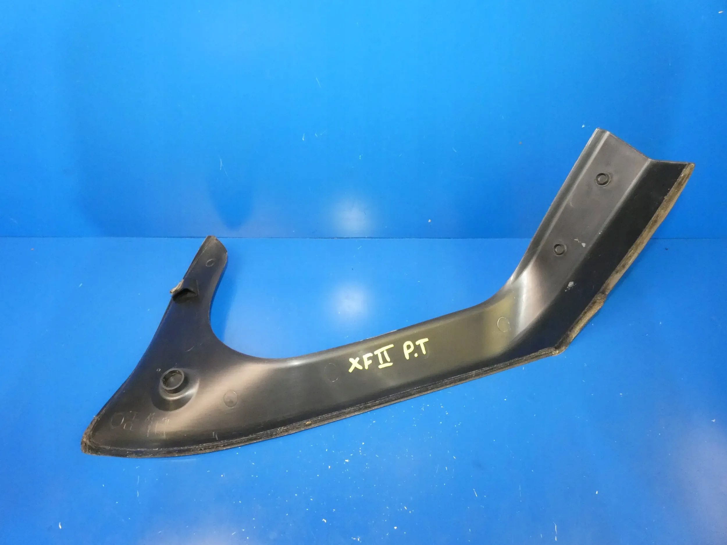 JAGUAR XF X260 sedan moulding side boot right rear part