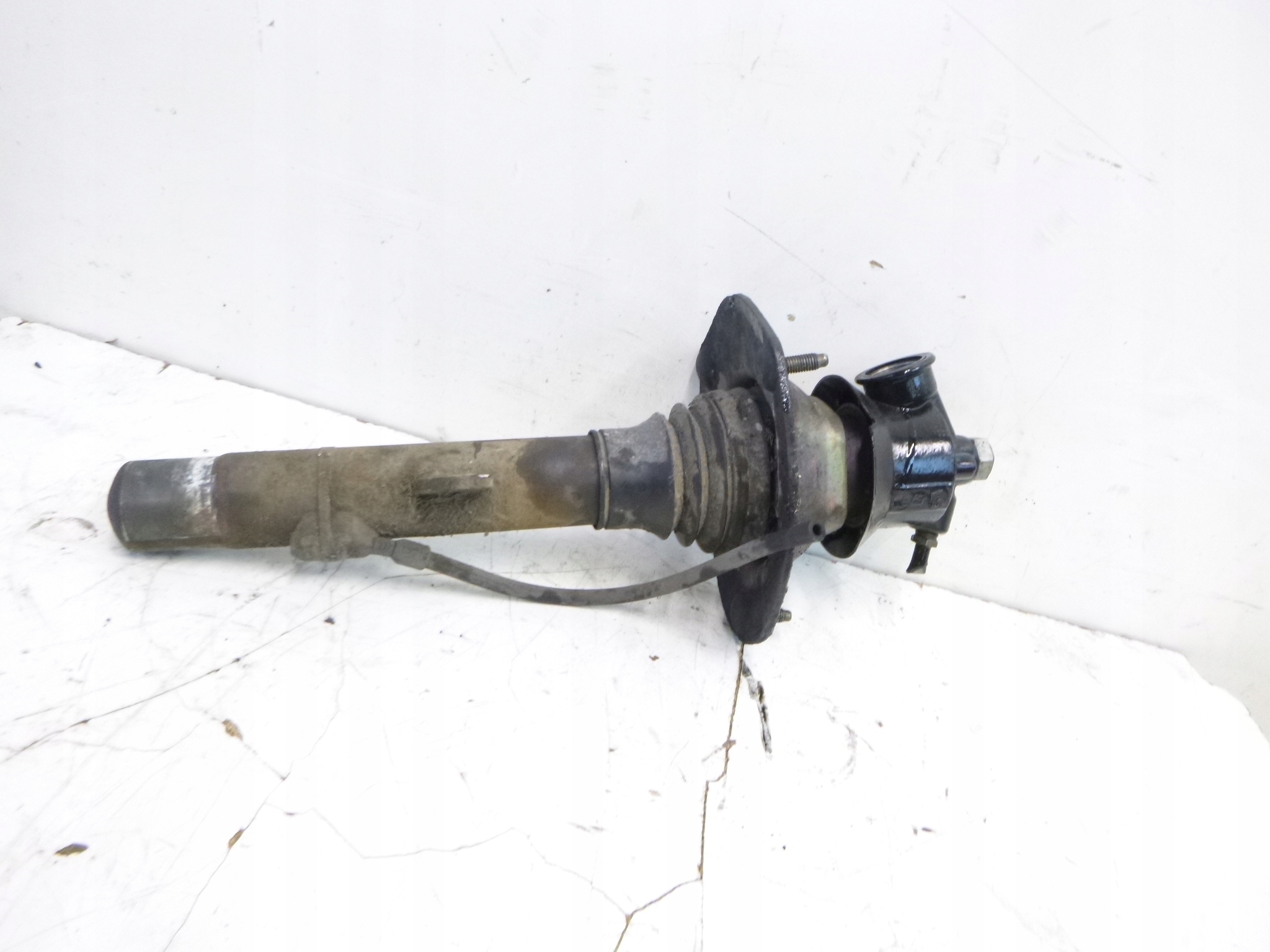 shock absorber HYDRAULICZNY front left Citroen C5 2002r.