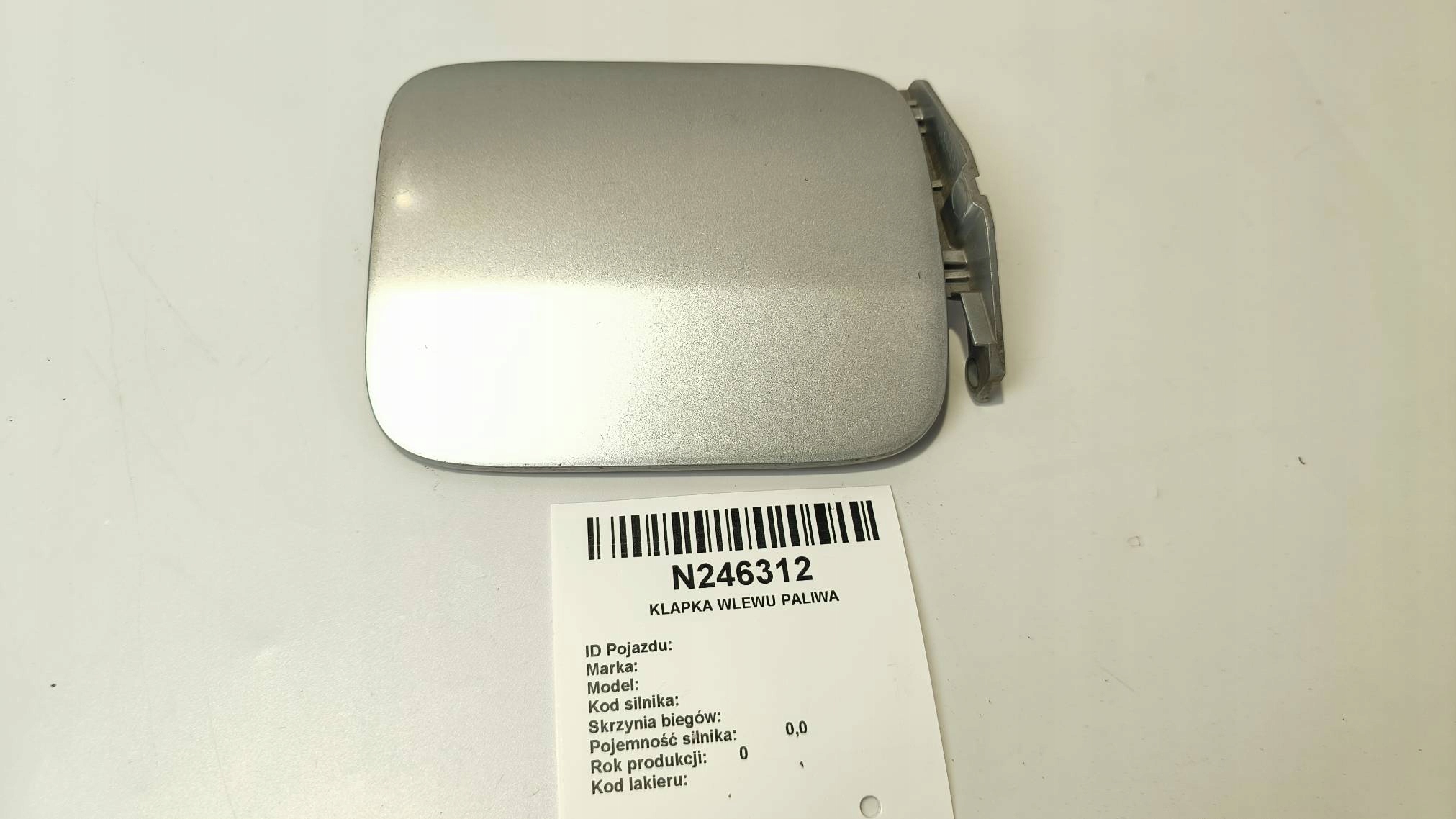 Volet trappe carburant Carburant SREBRNA AUDI A8 D2