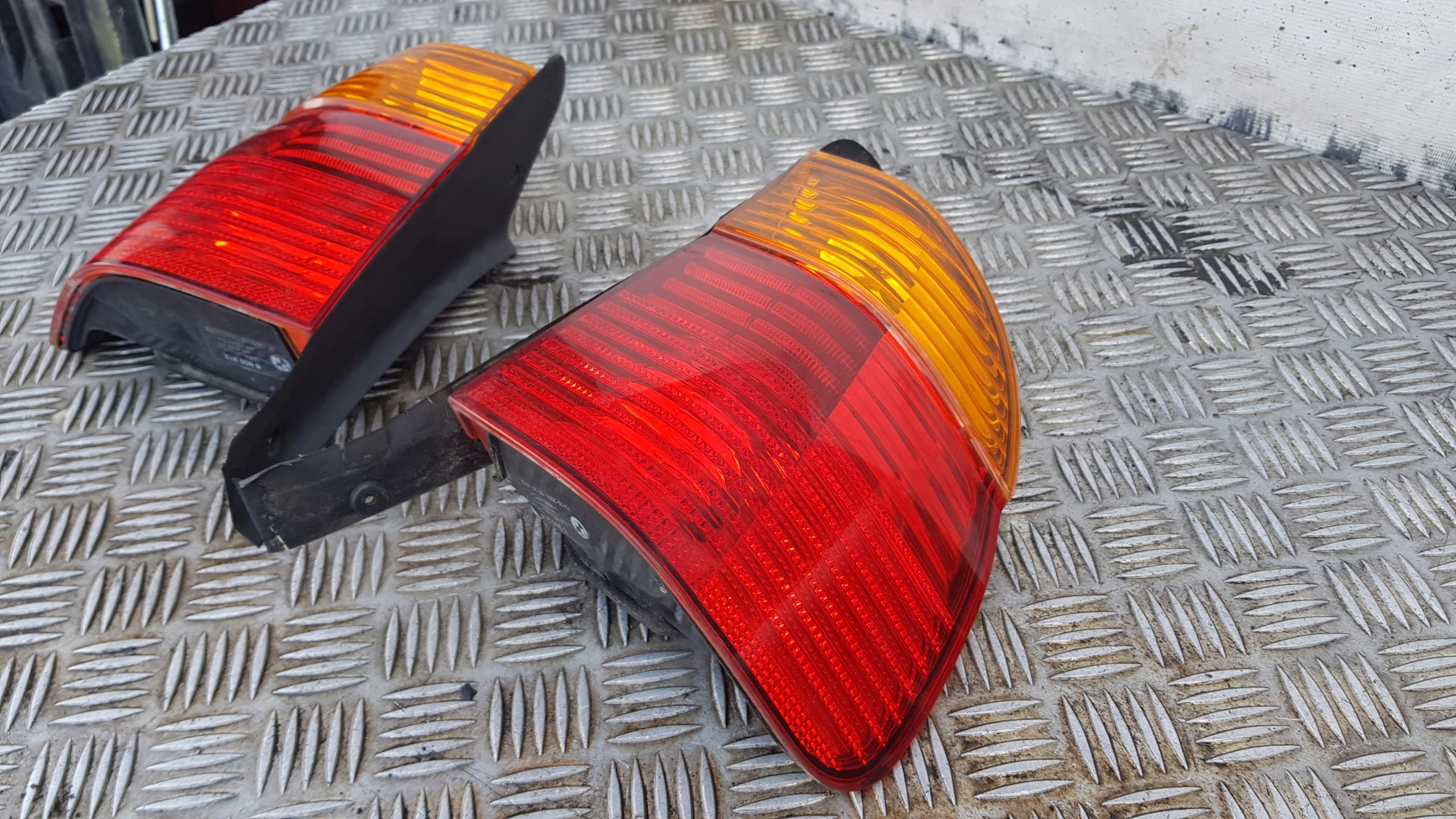BMW 5 E39 light left right rear part TOURING LIFT