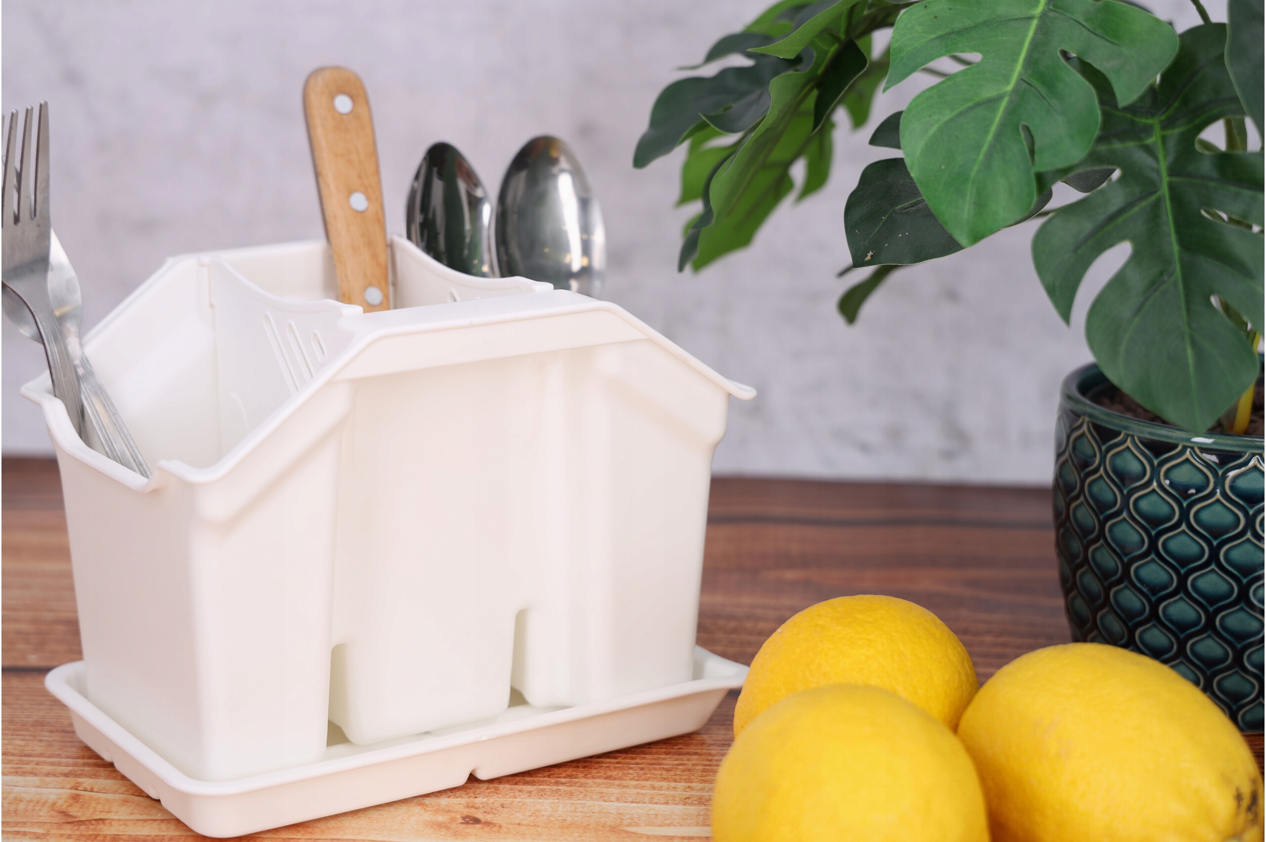 OCIEKACZ NA SZTUĆCE POJEMNIK PRZYBORY ORGANIZER Wysokość produktu 15 cm