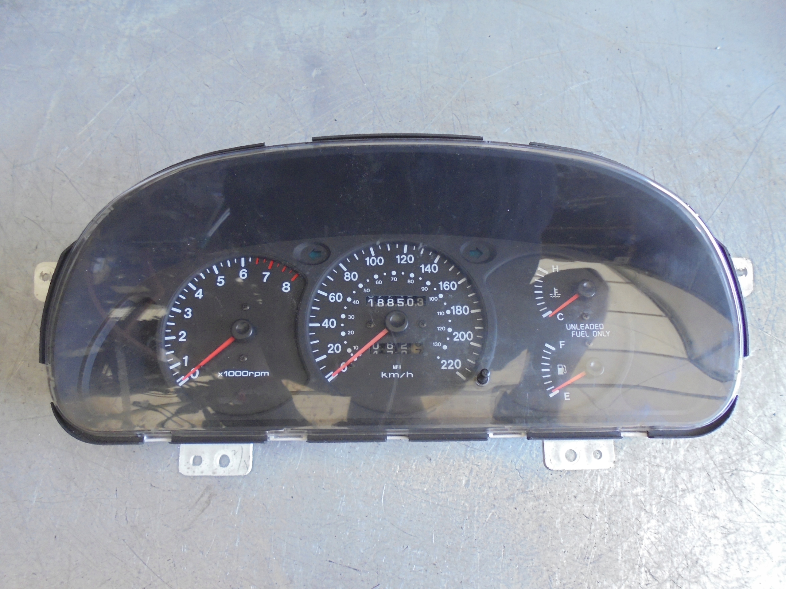 Приборная панель Kia Shuma 1,5-16v