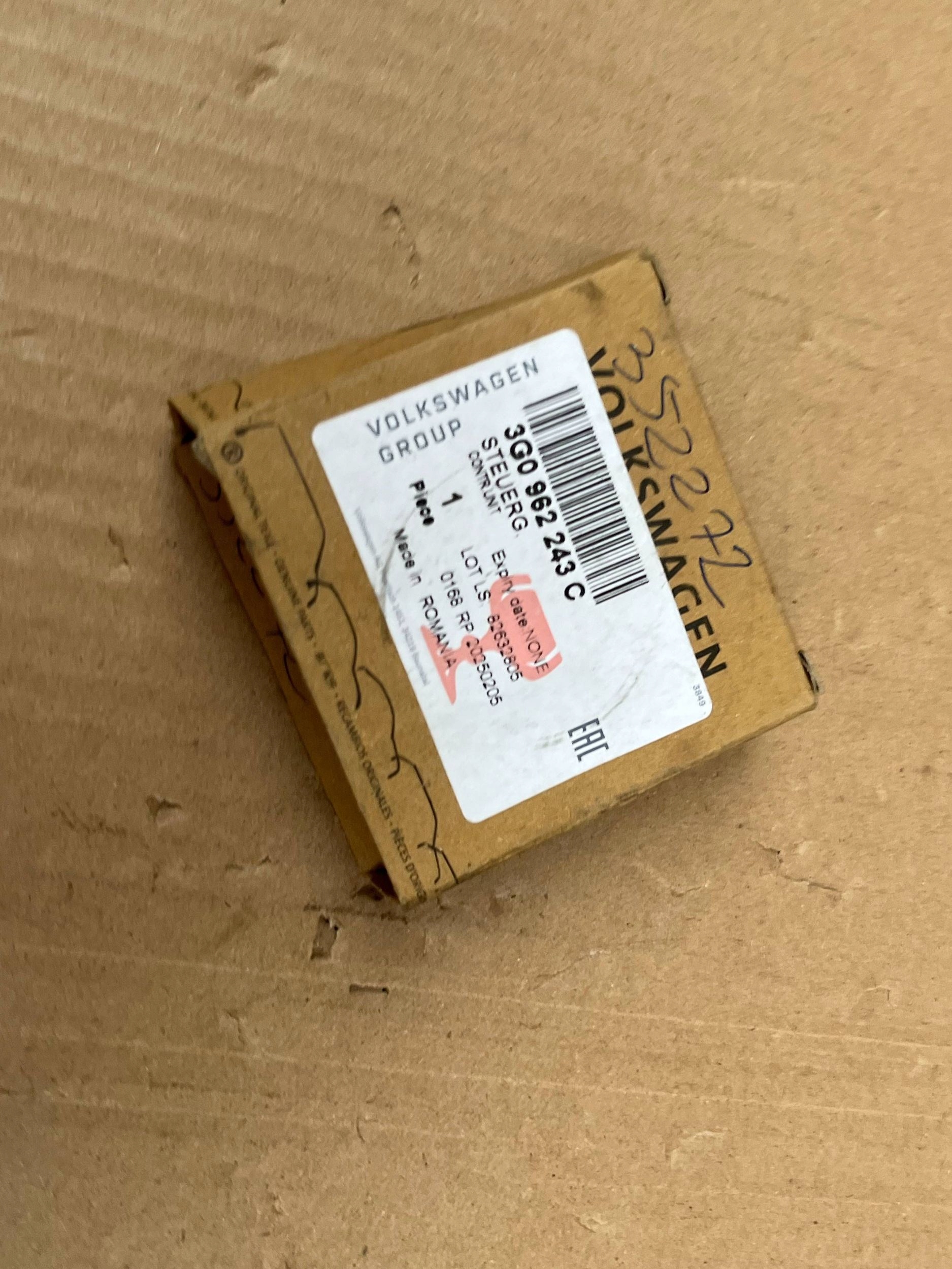 Module pour l’ouverture du capot VW AUDI PORSCHE 3G0962243C !J
