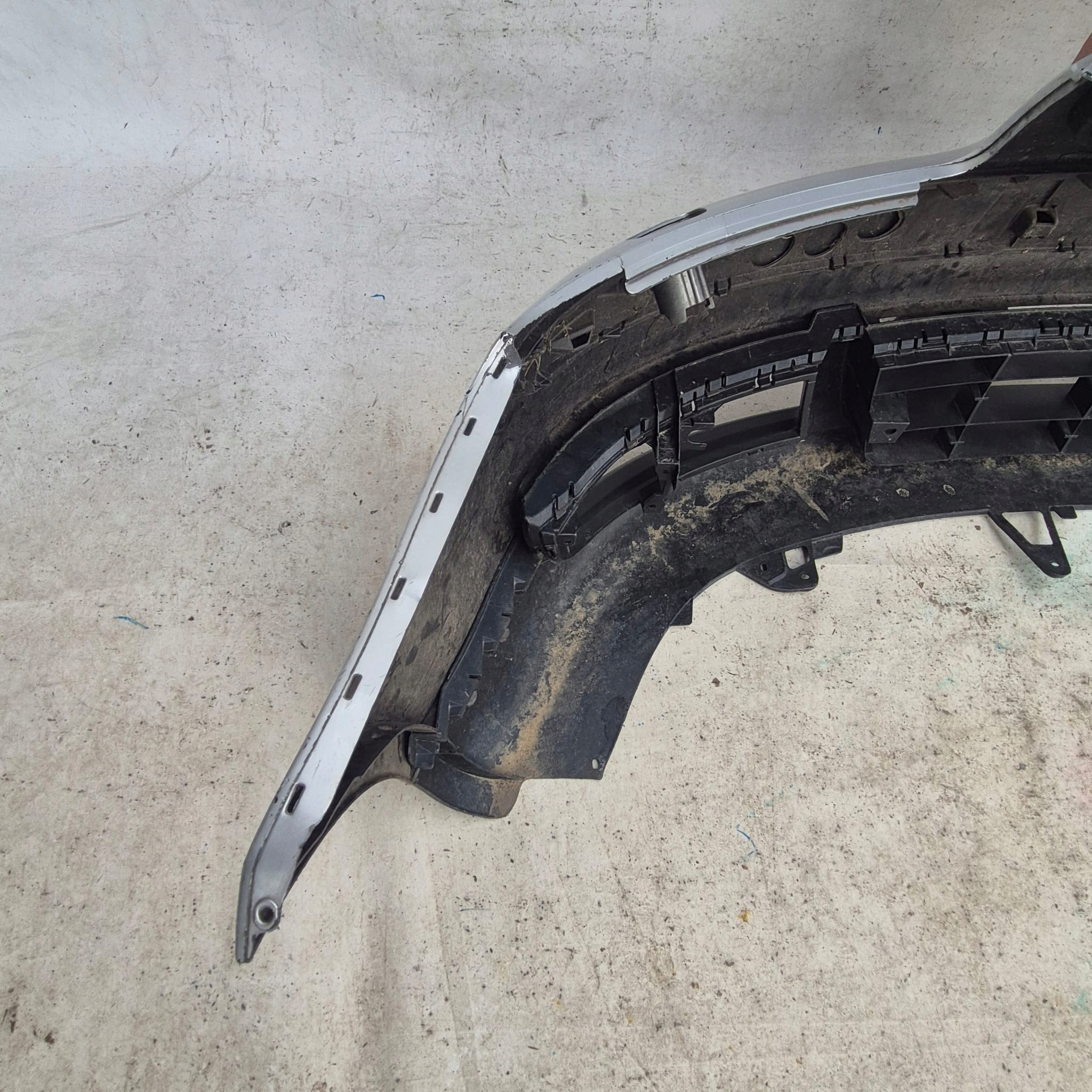 VW TOURAN 1T0 03-07 bumper front front SPR PDC 1T0807221