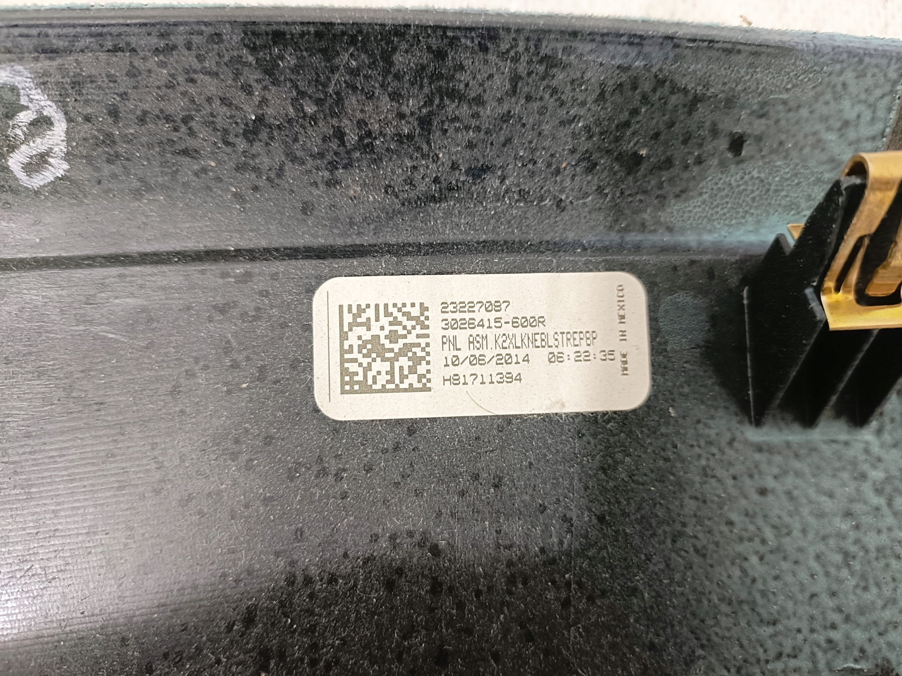 CADILLAC ESCALADE IV 15- Blende Abdeckung PANEL KOLANOWY 23227087