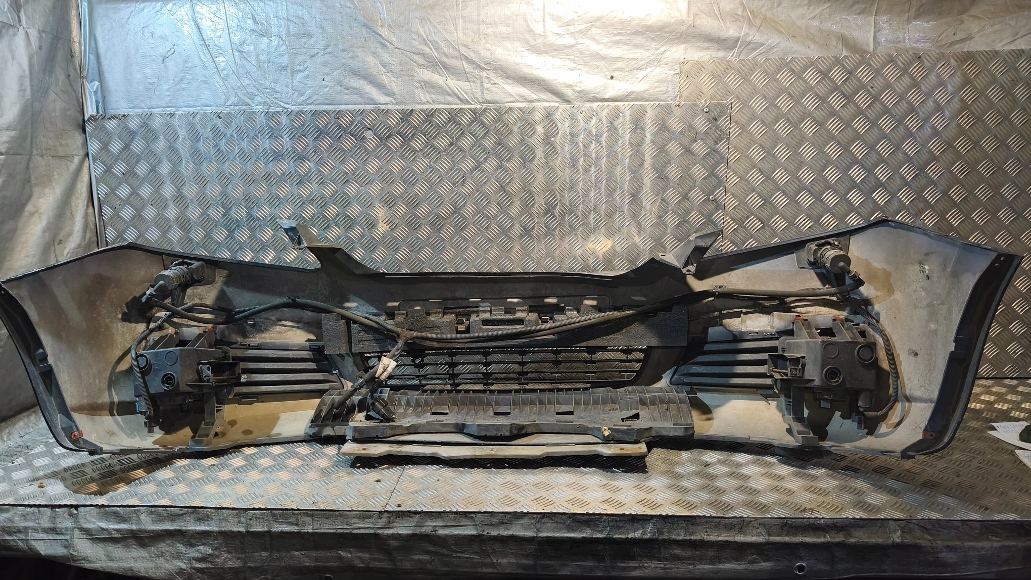 front bumper OPEL ZAFIRA B 2006r K: 4XU