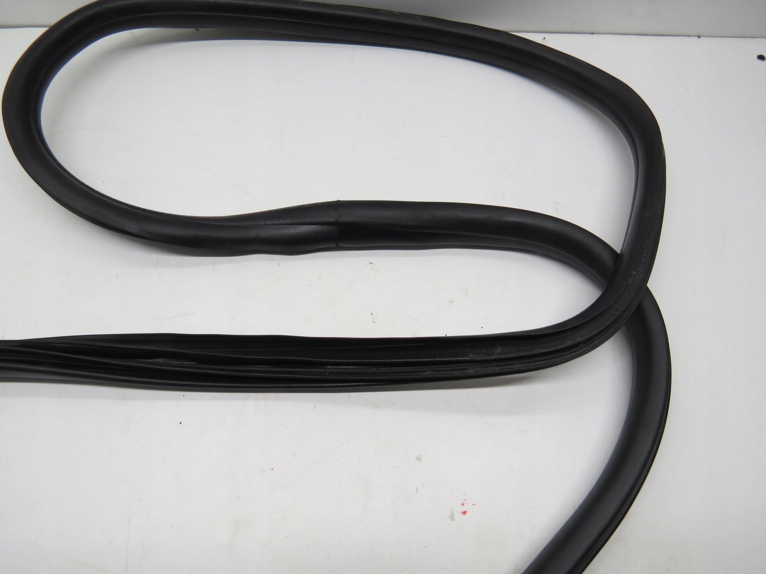 Dichtsatz Tür links heck VOLVO V60 und S60 II (2013-2018)R.