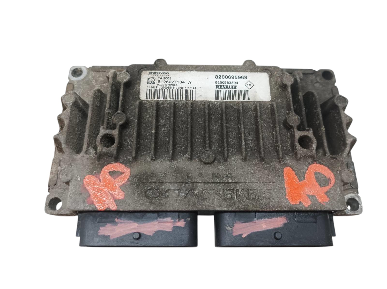 control unit of the engine 8200695968 Renault Scenic II (2003-2009)