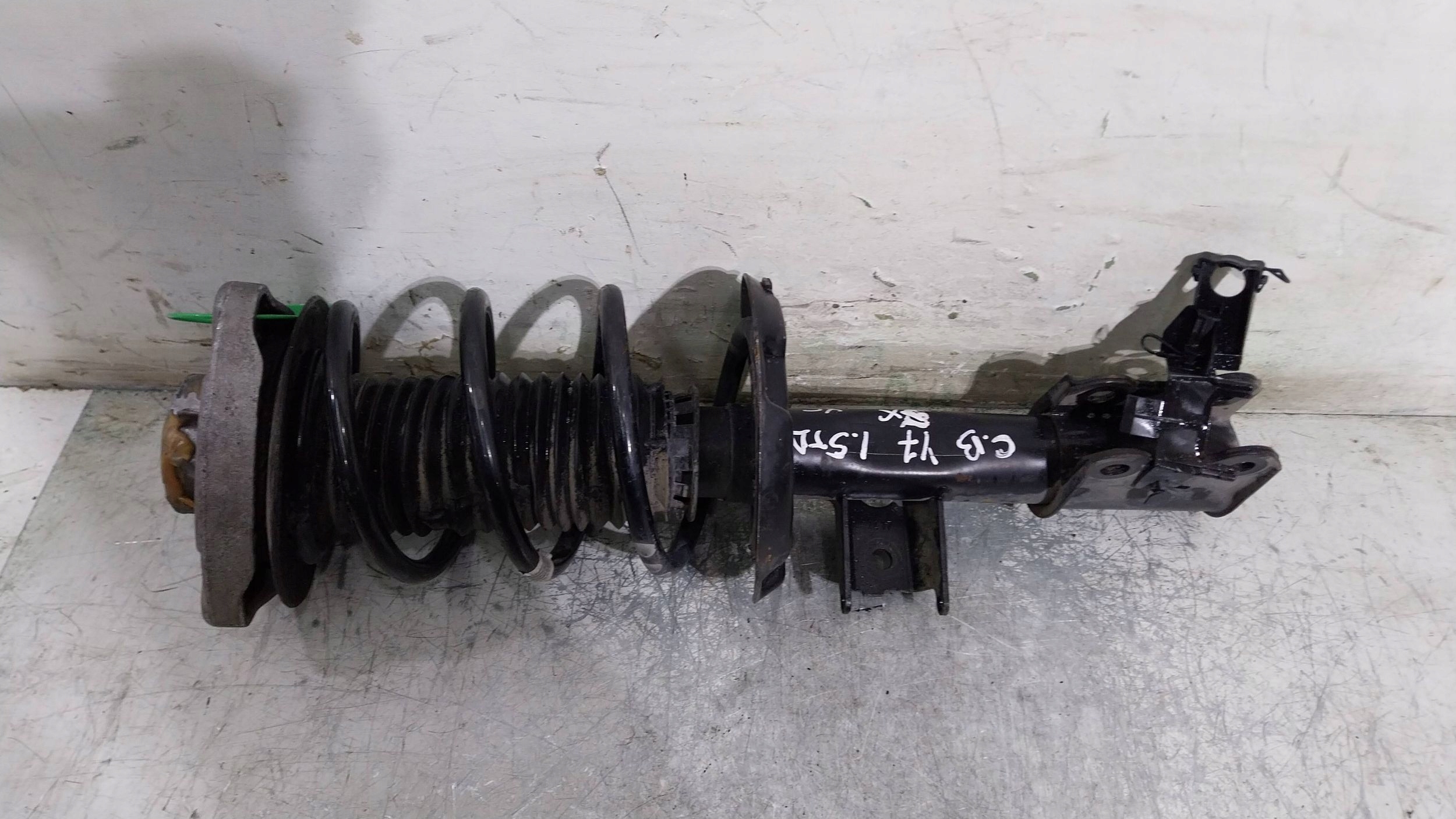 shock absorber left front A2463206513 MERCEDES W176 W246