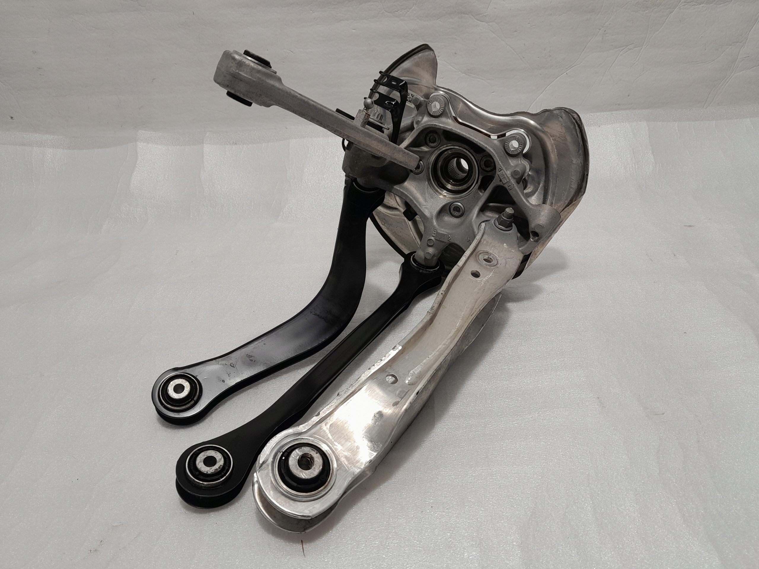 AUDI A4 B9 LIFT swing left rear part QUATTRO 8W0505435AA complete