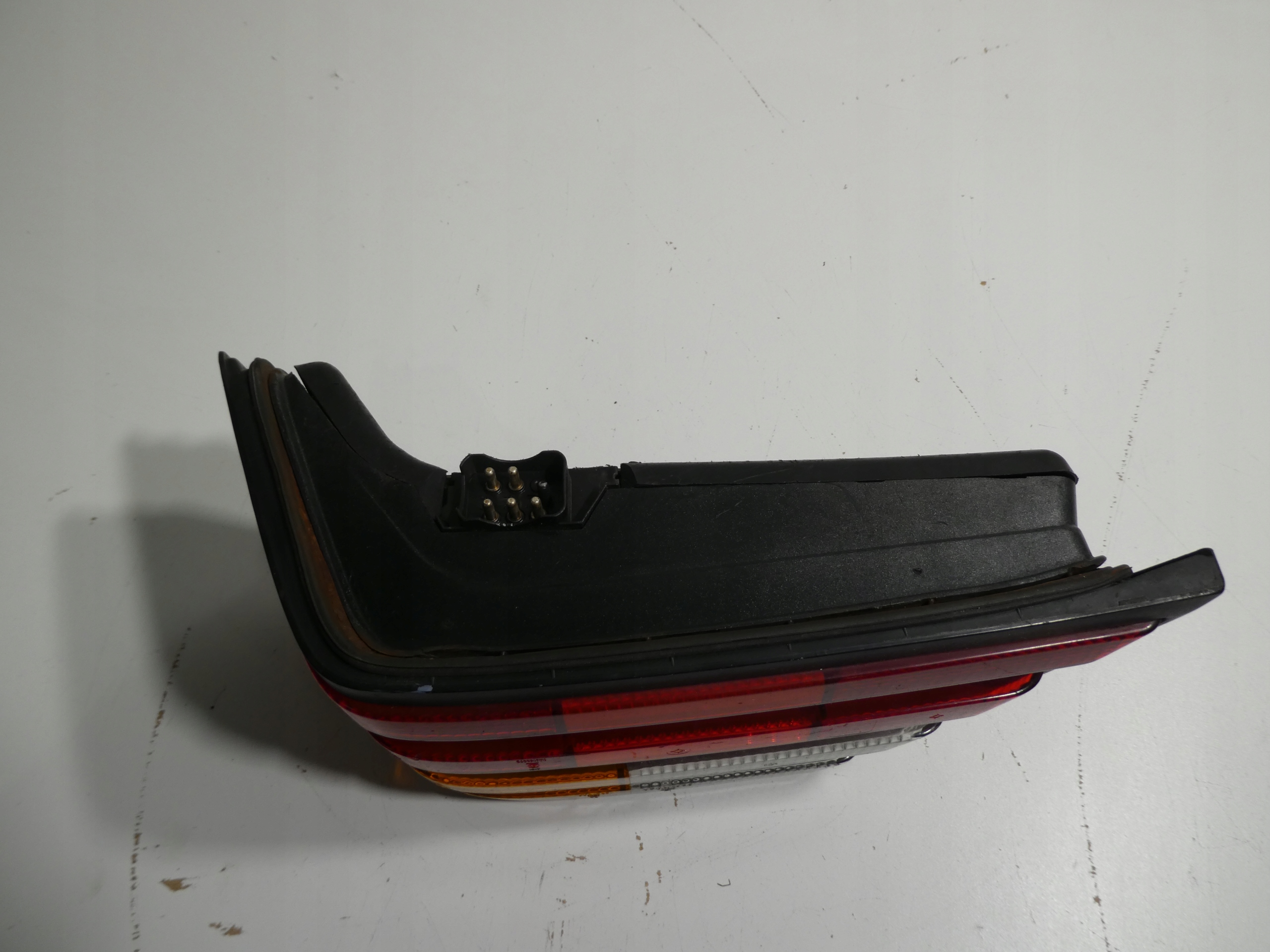 light rear part right MERCEDES 124 W124 sedan