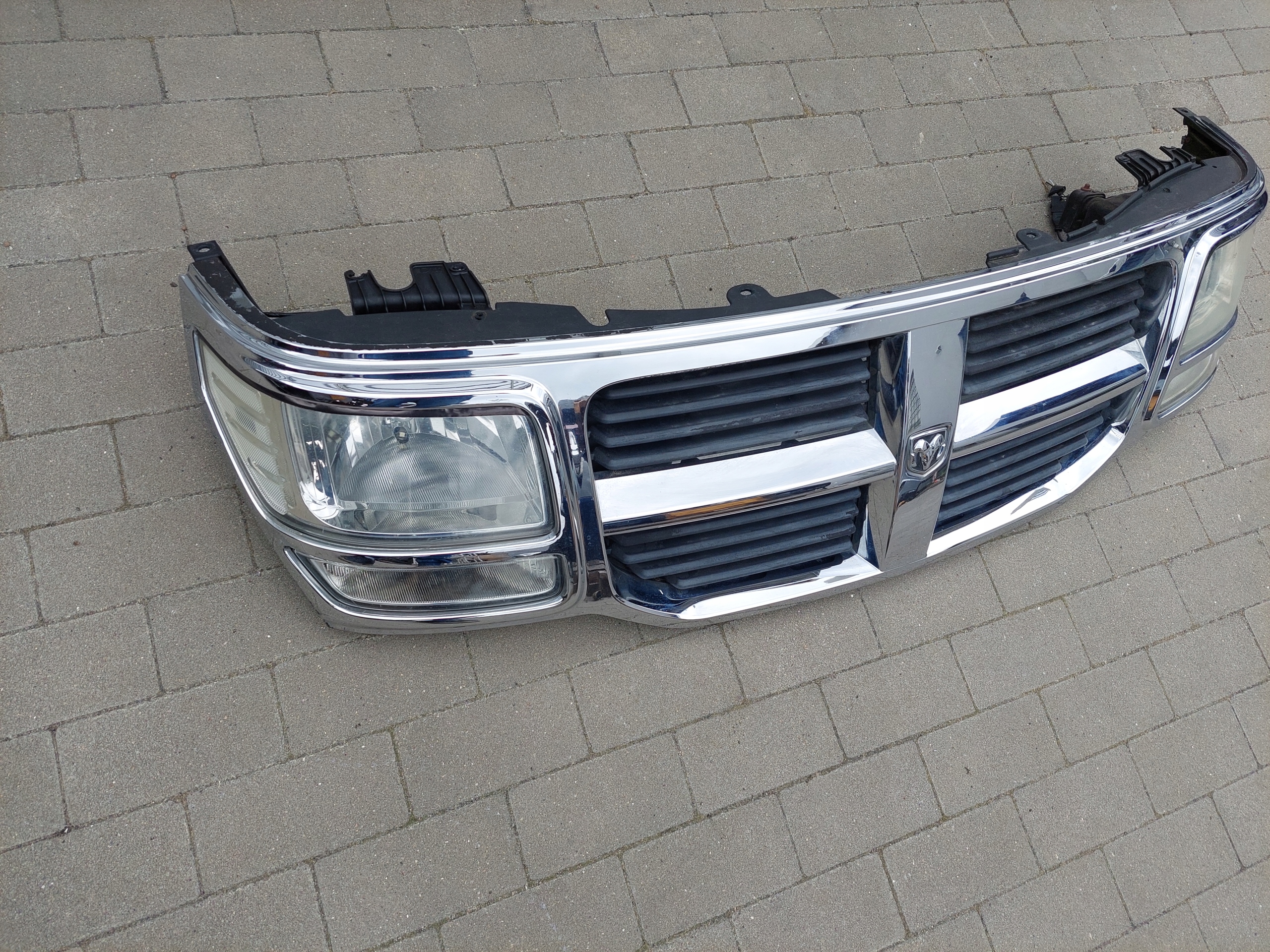 grill grille CHROM lights front DODGE NITRO
