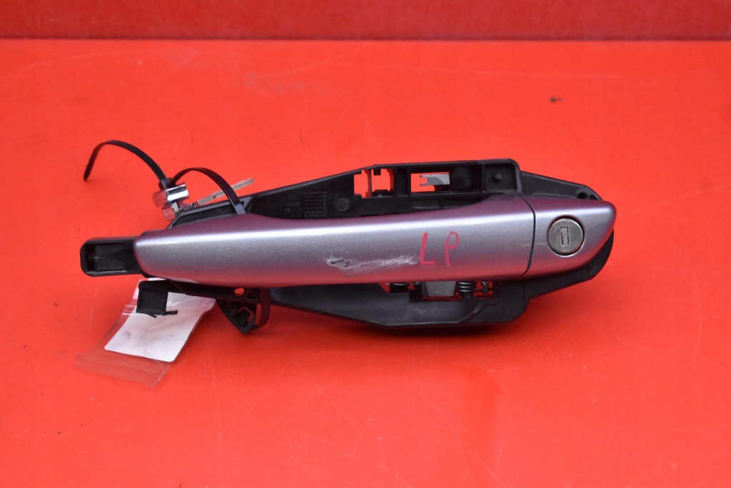 handle left front front KCAC 9802977180 PEUGEOT E208 2 II GT 21