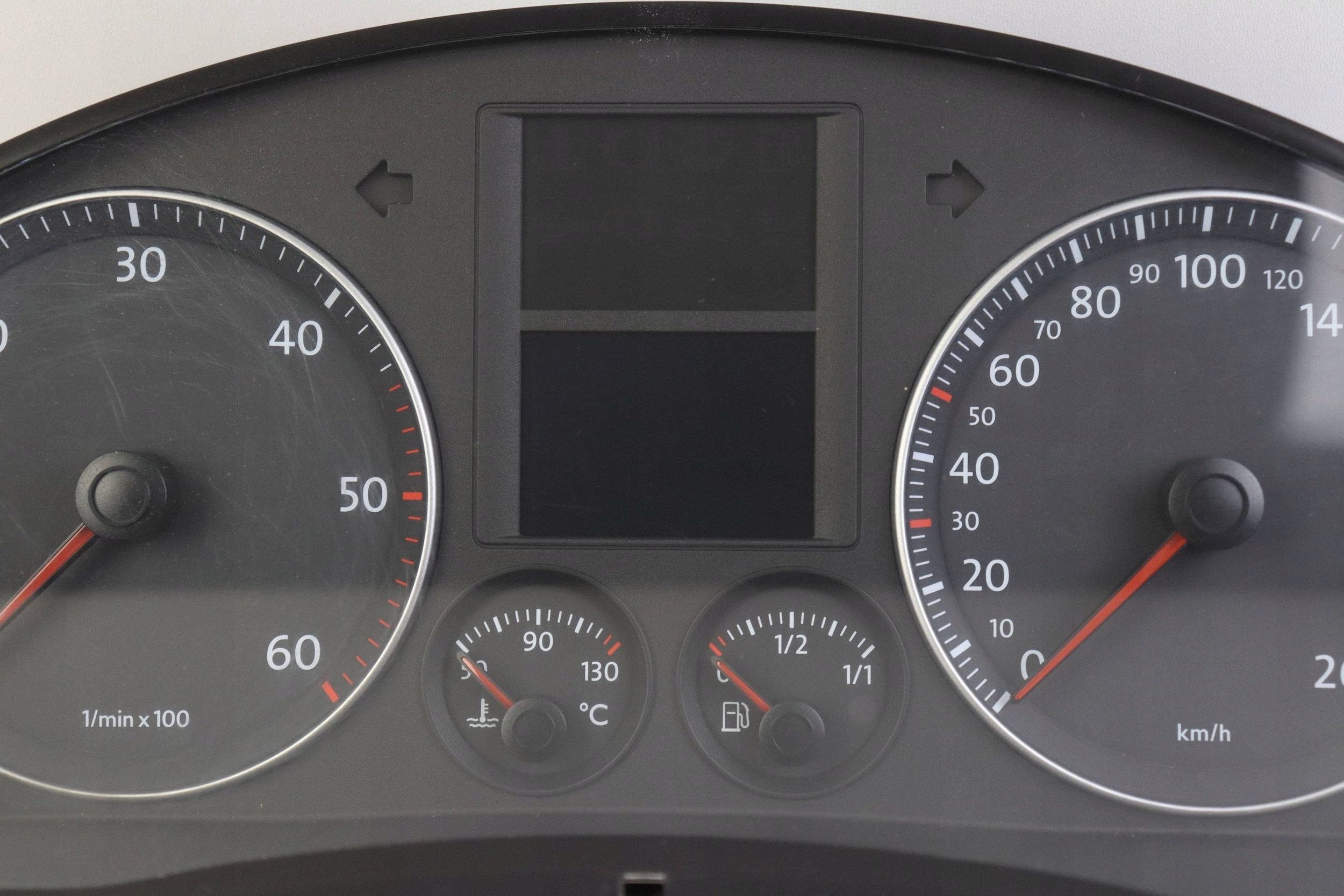 VW GOLF V dials dials PREDKOSCIOMIERZ DIESEL 1K0920860L EUROPA