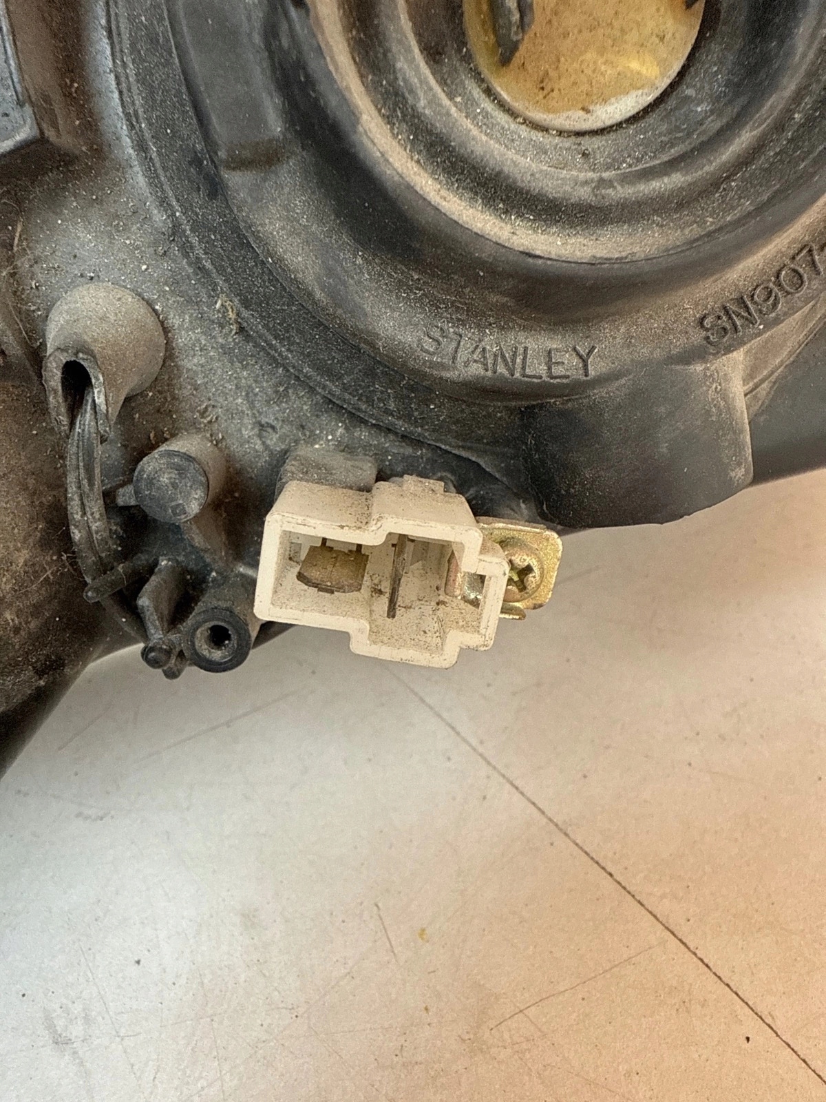 light front front left Mitsubishi Colt III EU