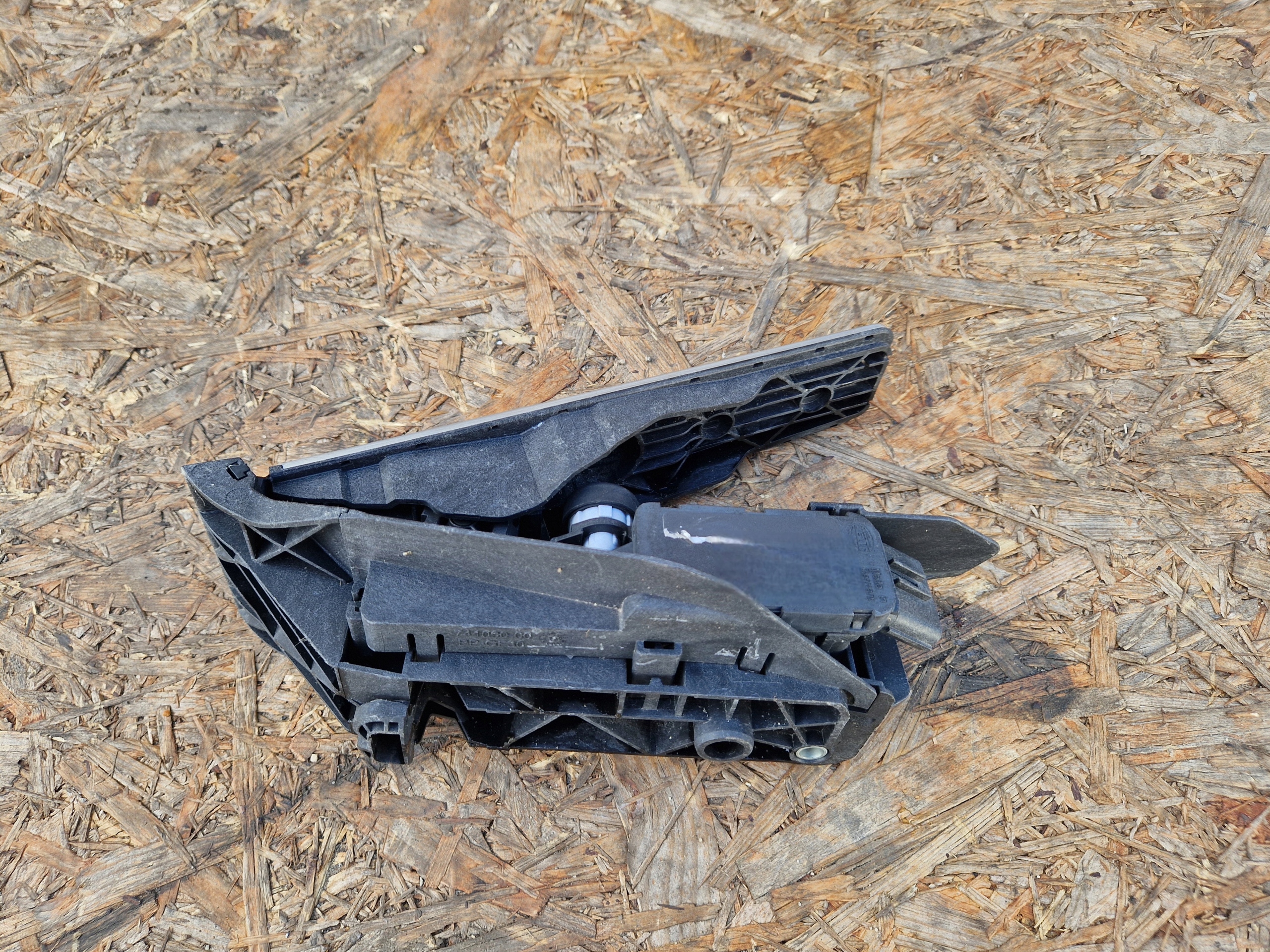 accelerator pedal PORSCHE 911 997 99742302102