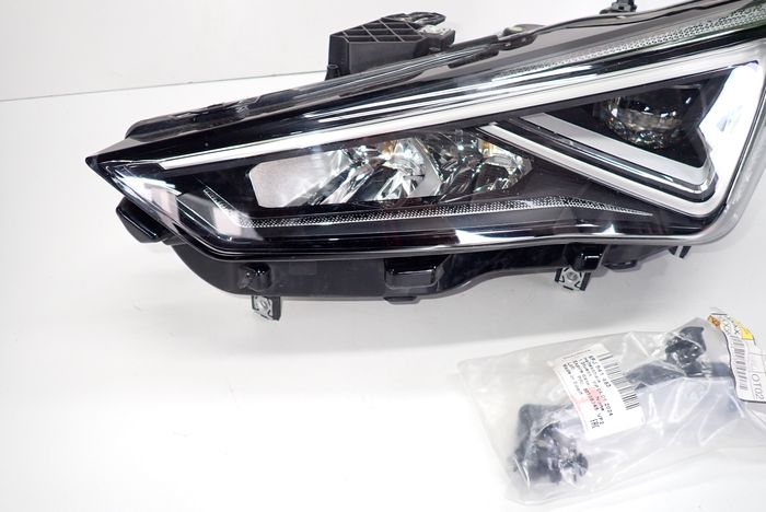CUPRA FORMENTOR FULL LED reflektor left light left 5FG941007E