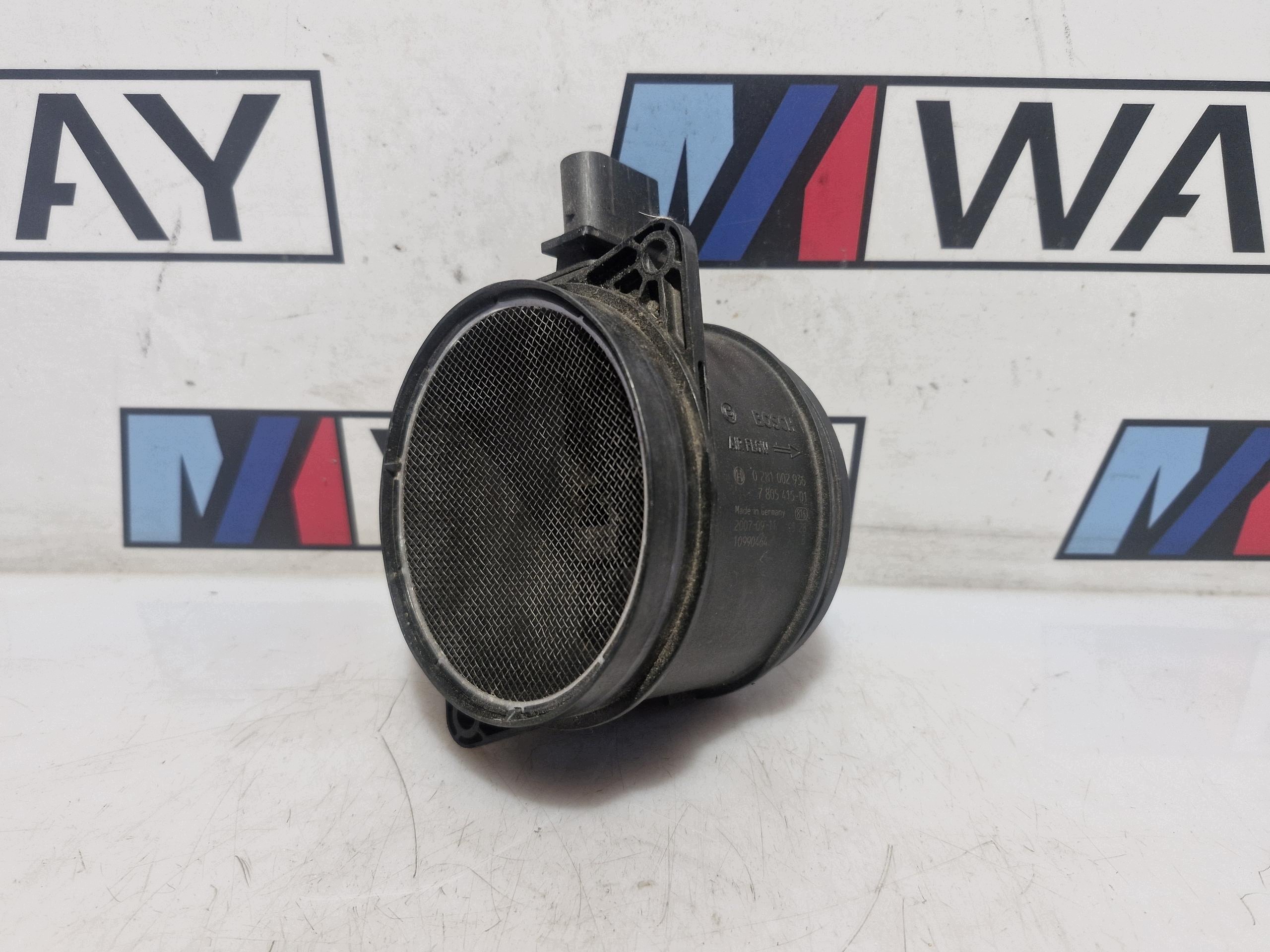 7805415 BMW E90 E91 flow meter air
