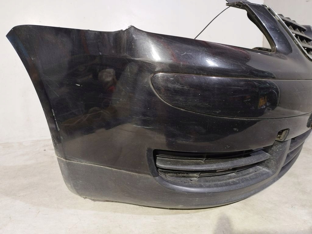 VW Touran a nárazník předek přední