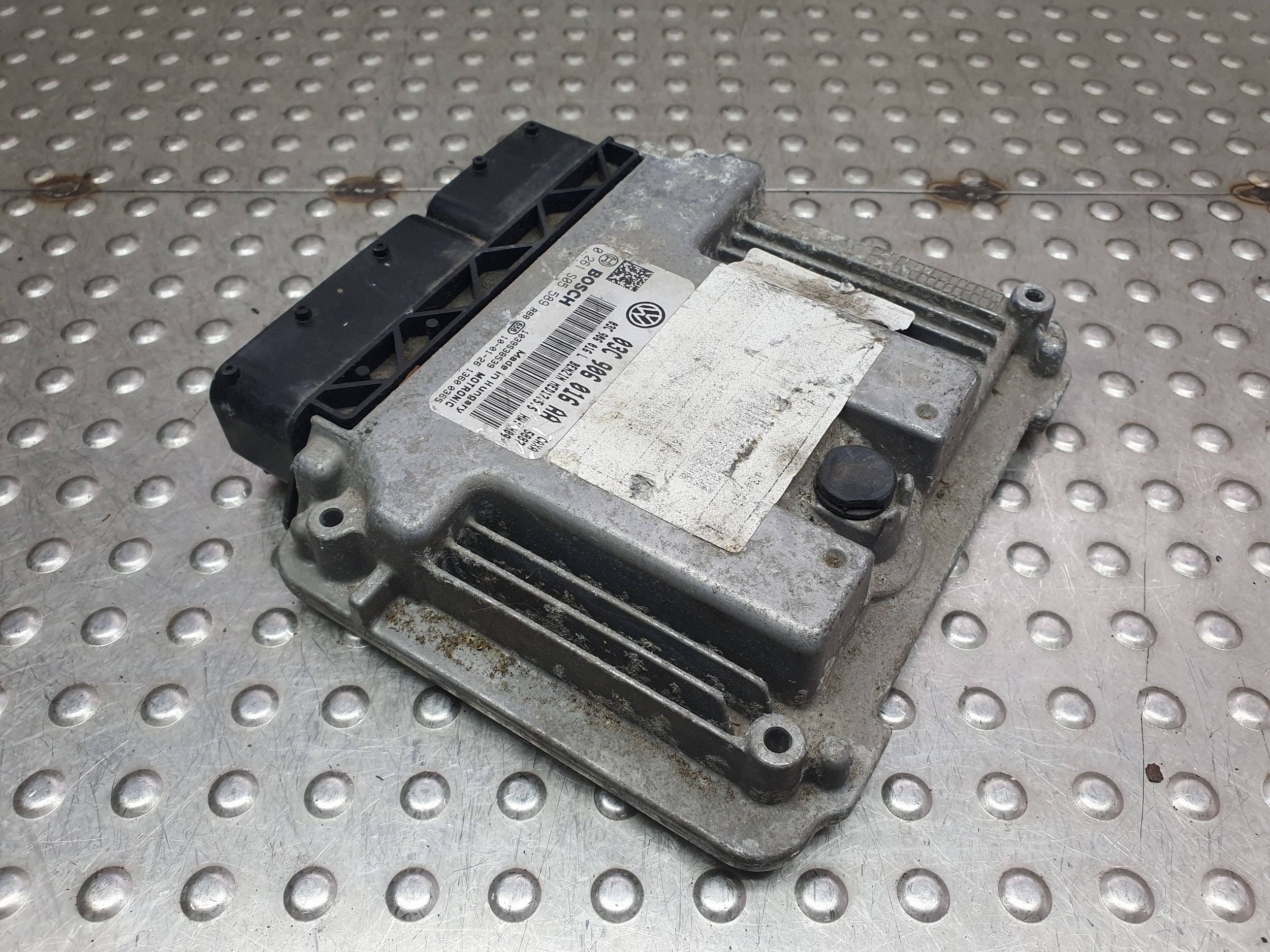 computer centralina motore 03C906016AA VW SIROCCO III GOLF VI 1.4 TSI CAXA