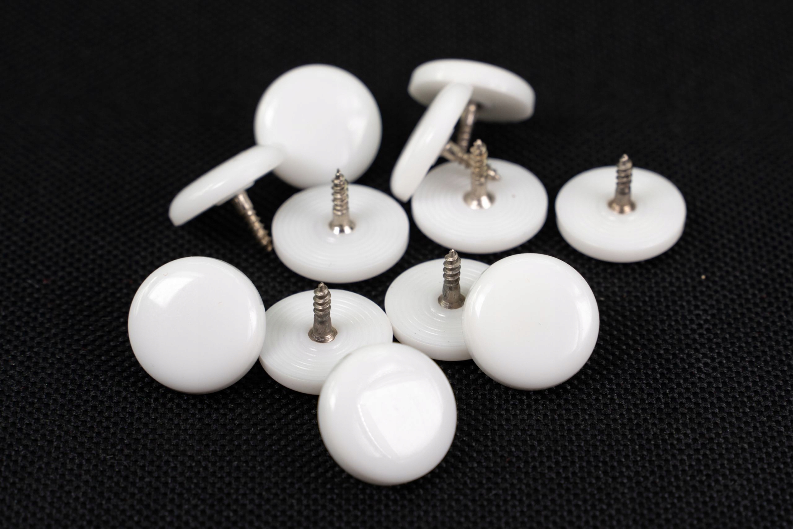 Guzik, guziki do akordeonu BIAŁY GŁADKI 15mm Kod producenta KPG019-15