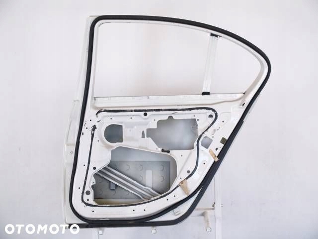 BMW 5 door right right rear part rear. E60 03-10r sdn