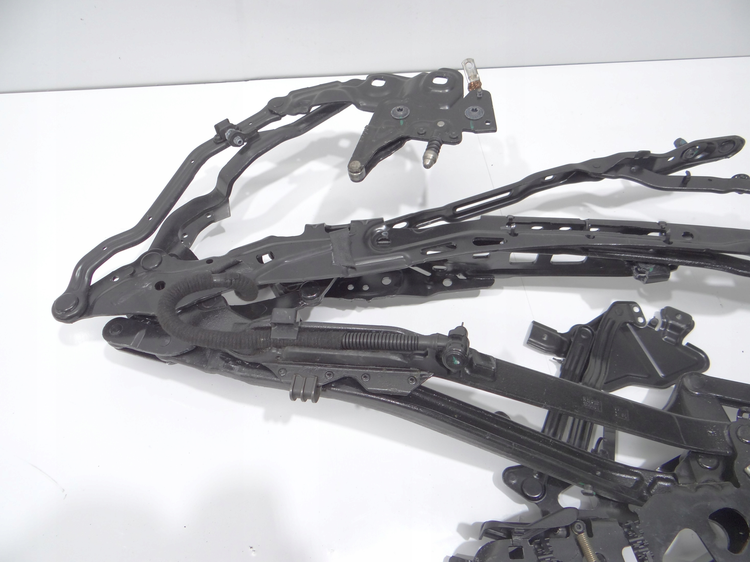 mechanism lifting roofs hinge right BMW E93 OE