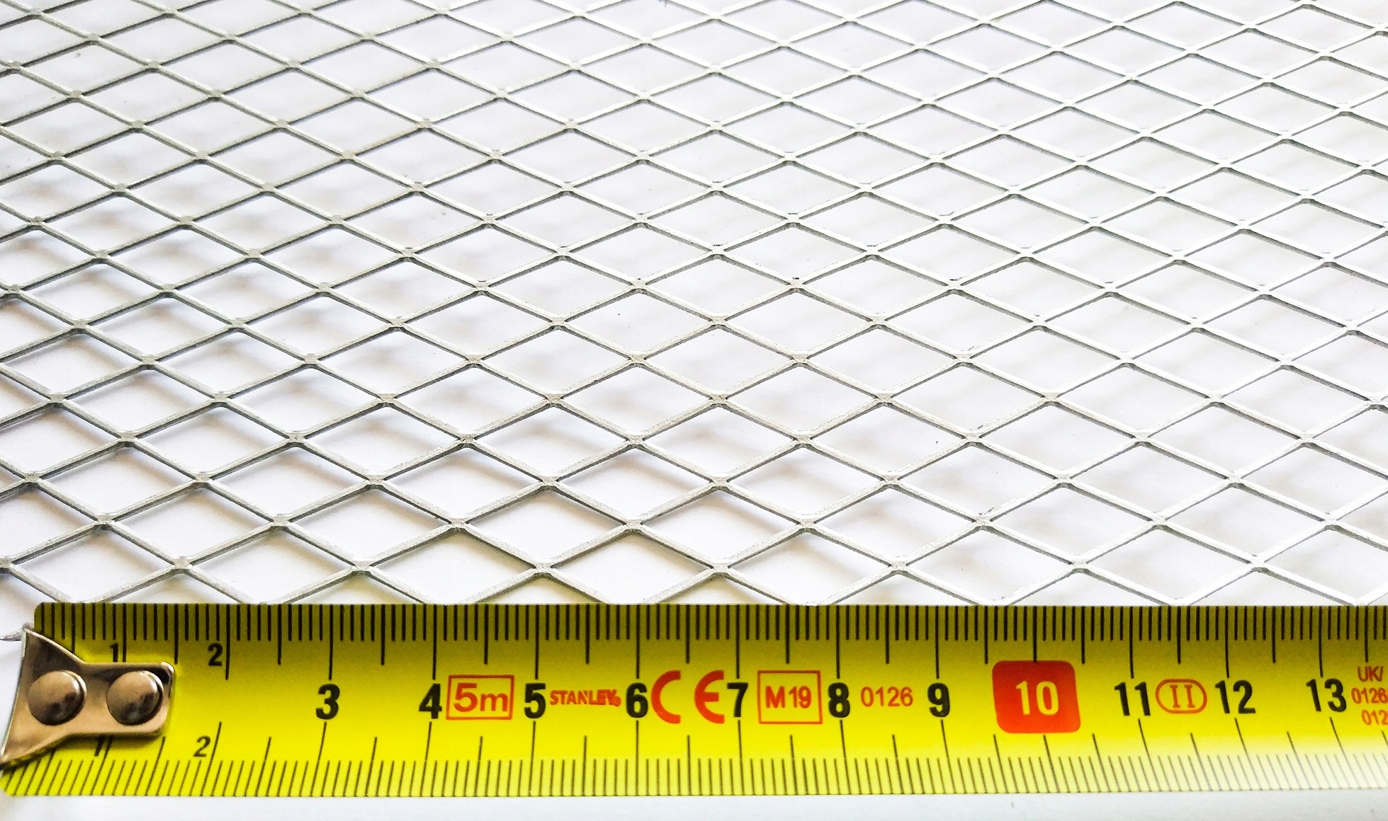 Siatka cięto-ciągniona ocynk oko 16x9mm szer. 50cm Liczba m² w ofercie 0.5 m²