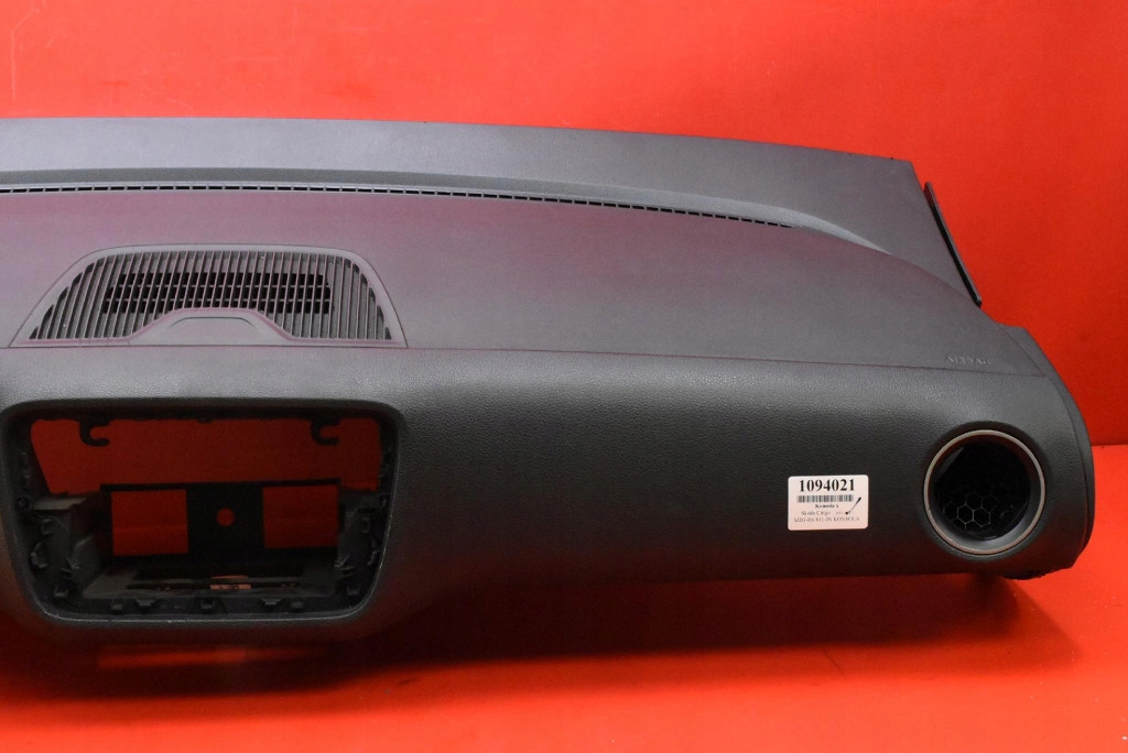 dashboard instrument panel console cockpit airbag EU SKODA CITIGO 11-17