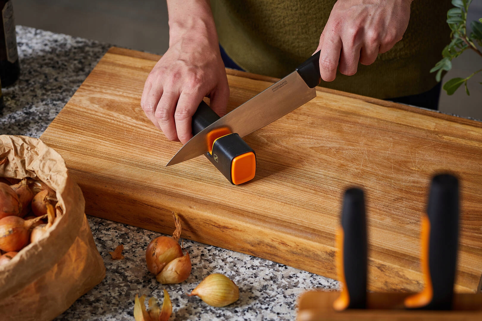 Fiskars Ostrzenie Ostrzałka Do Noży Kuchennych — miniatura 14
