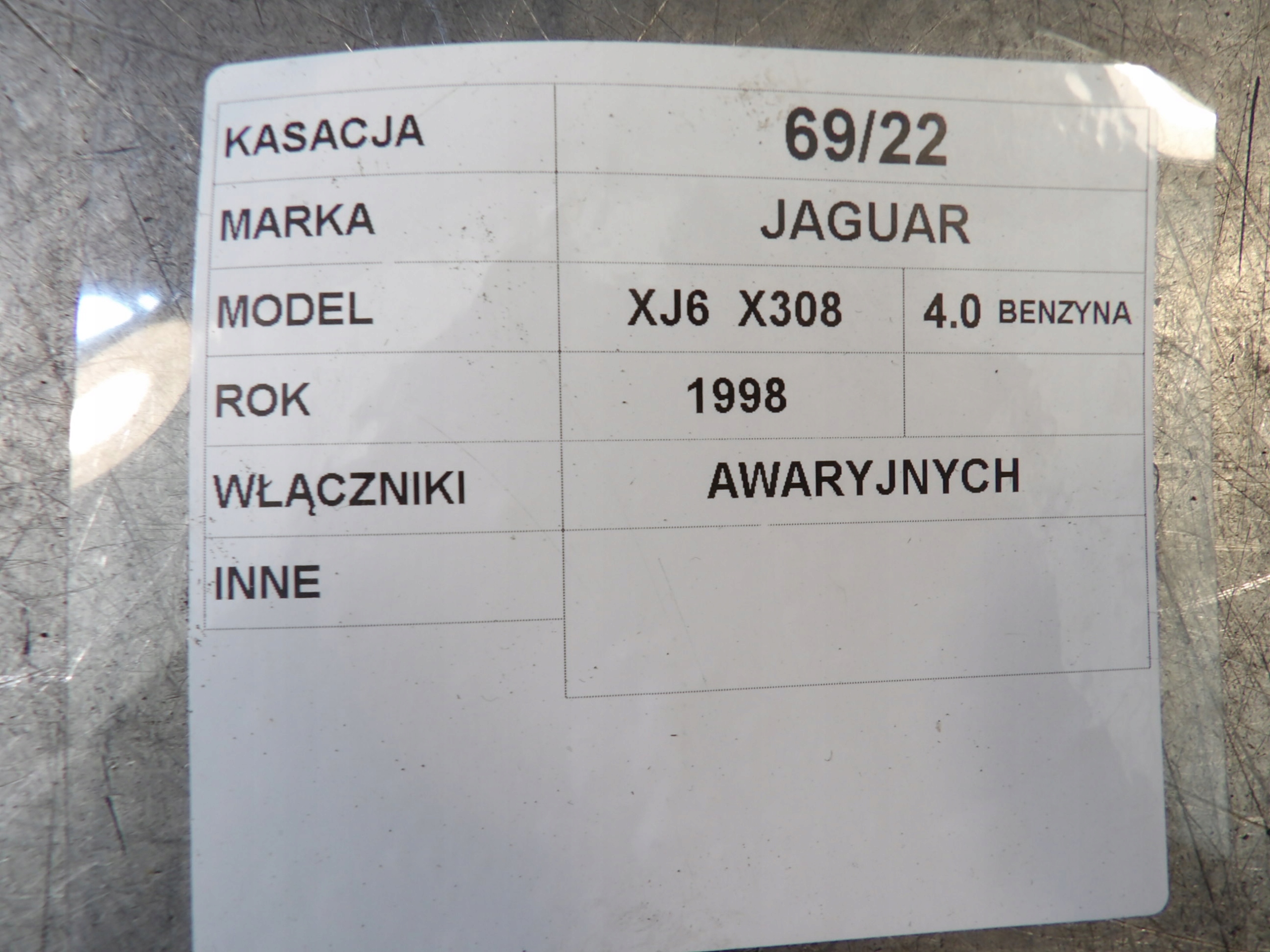 JAGUAR XJ6 1998R - SCHALTER DES WARNBLICKSCHALTERS LNC6290CB