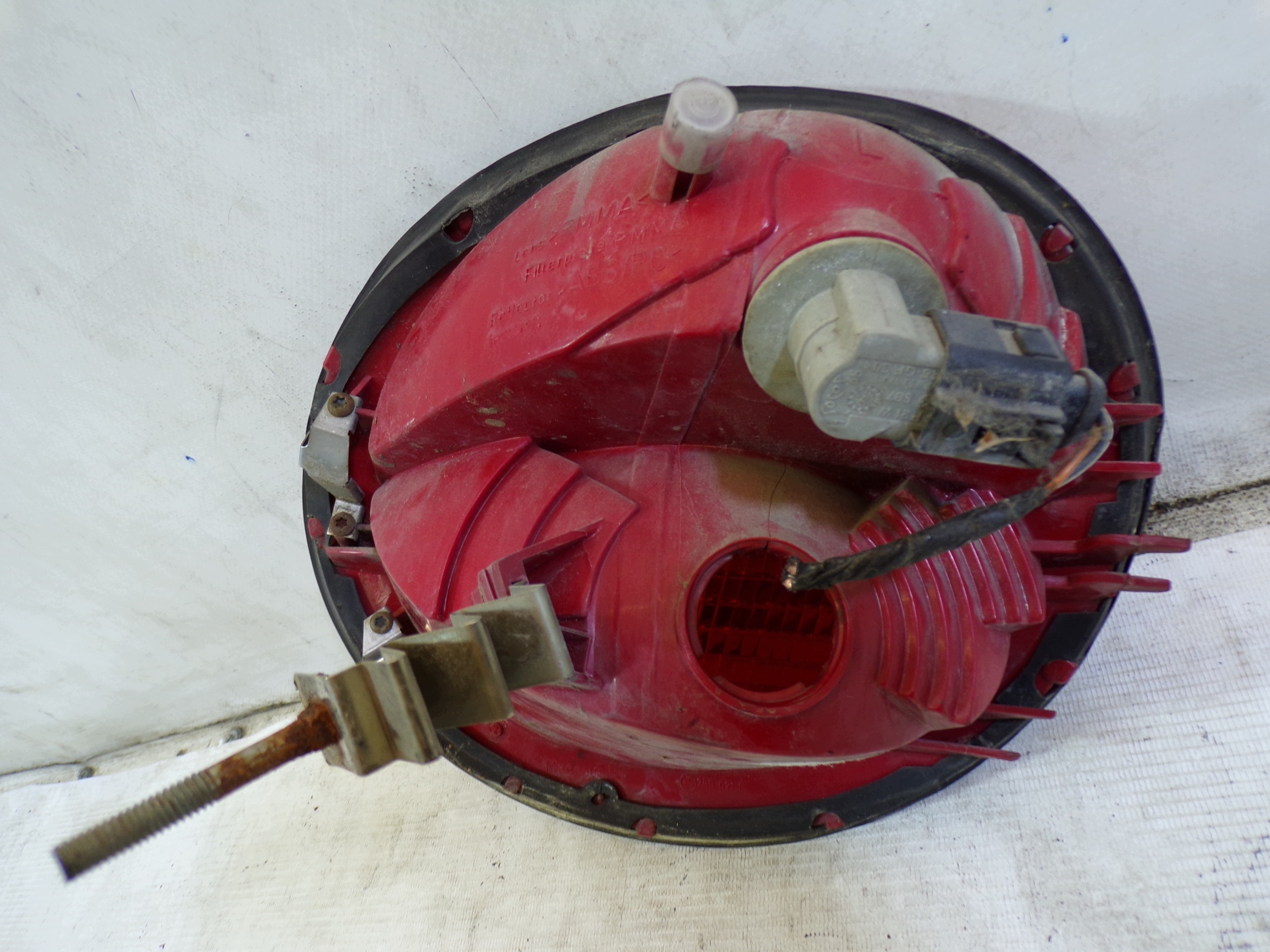 light rear rear part left VOLKSWAGEN NEW BEETLE (K)