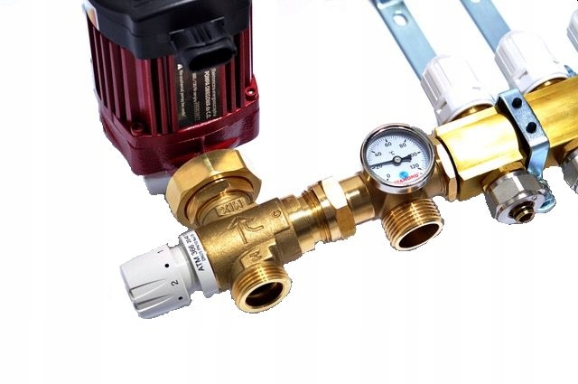 ROZDZIELACZ 9 SEKCJI DO PODŁOGÓWKI Z POMPĄ+ GRUPA Marka Baterm