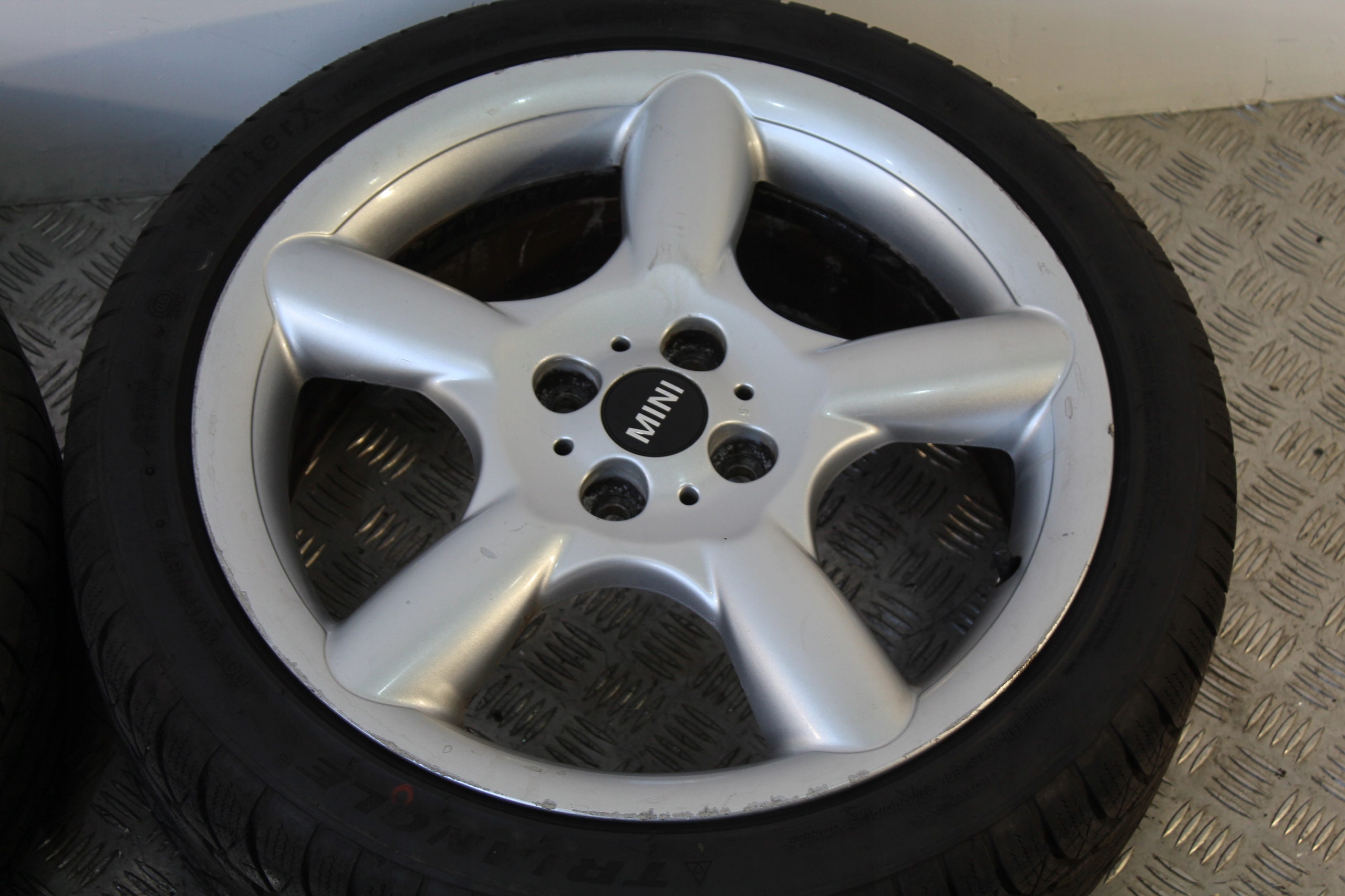 wheels discs disc 205/45 R17 MINI COOPER F55