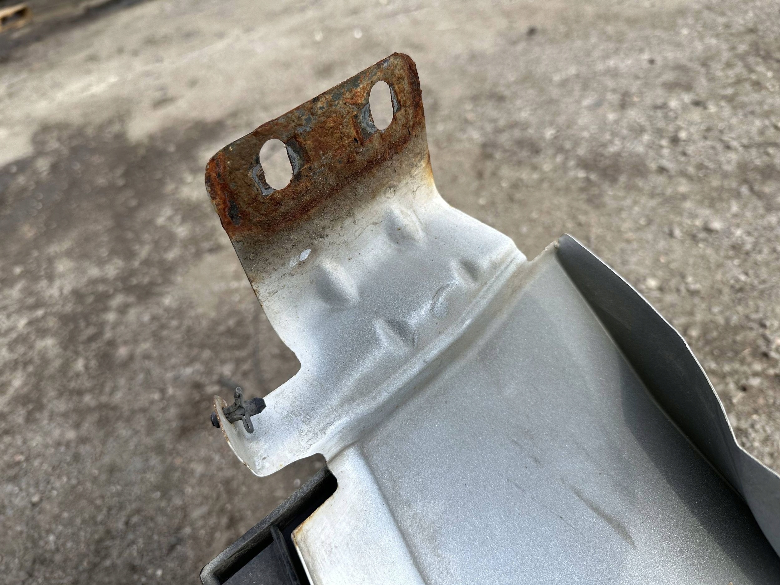 fender front front left Jeep Grand Cherokee SRT 2014+