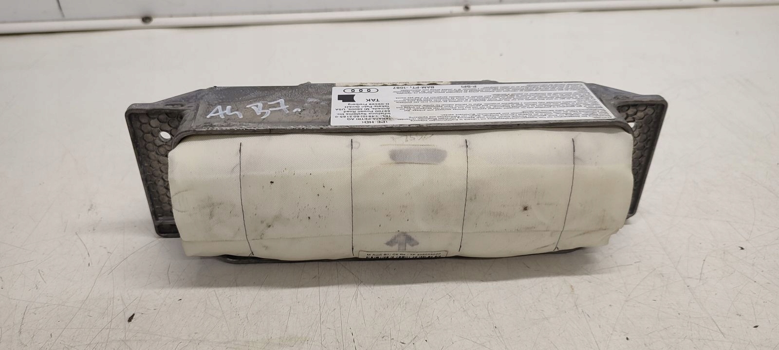 airbag airbag spolujezdce Audi A4 B7 2,7 TDI