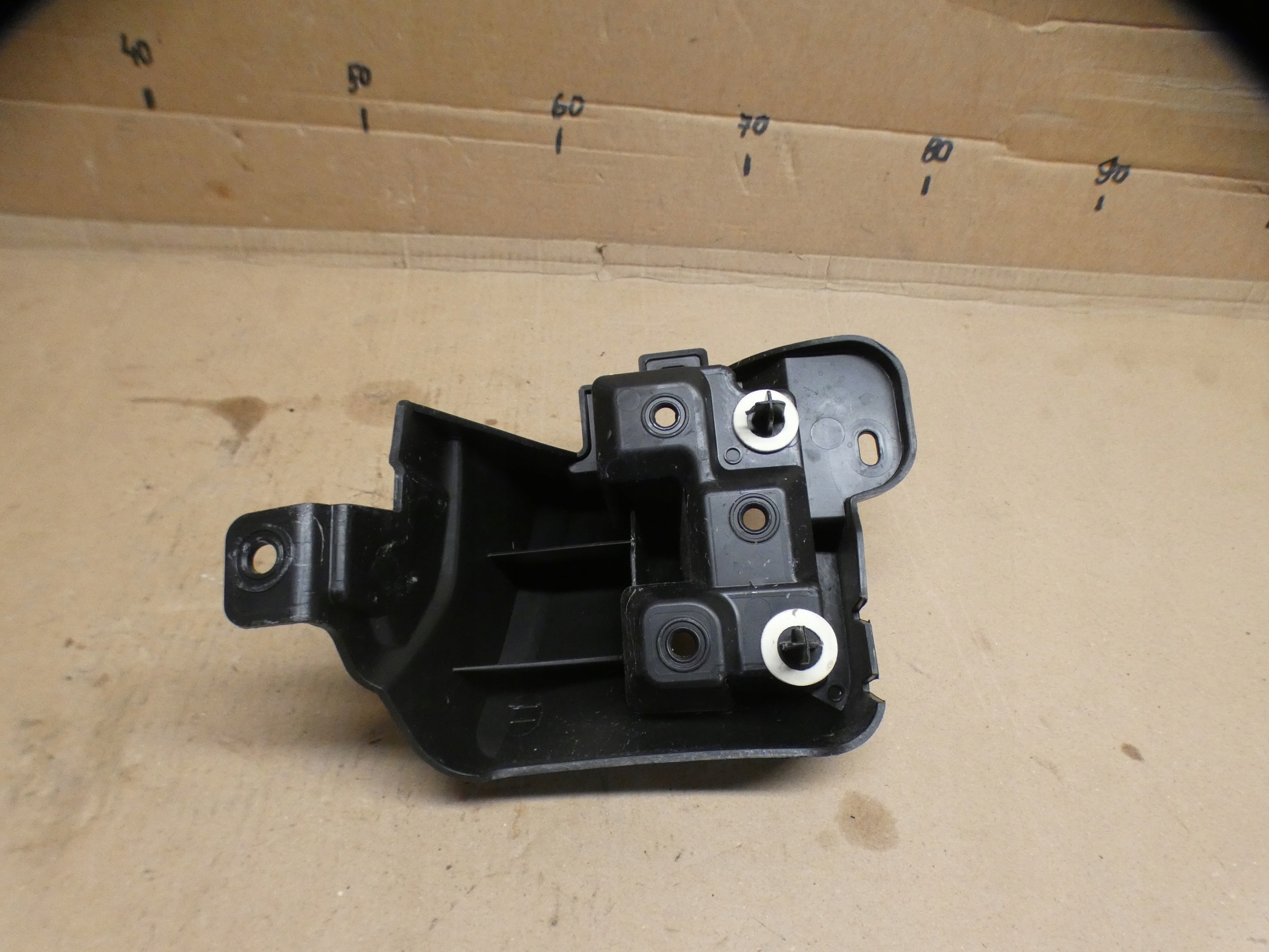 Renault Clio V bumper bracket right left komplet rear part 850429691R 19