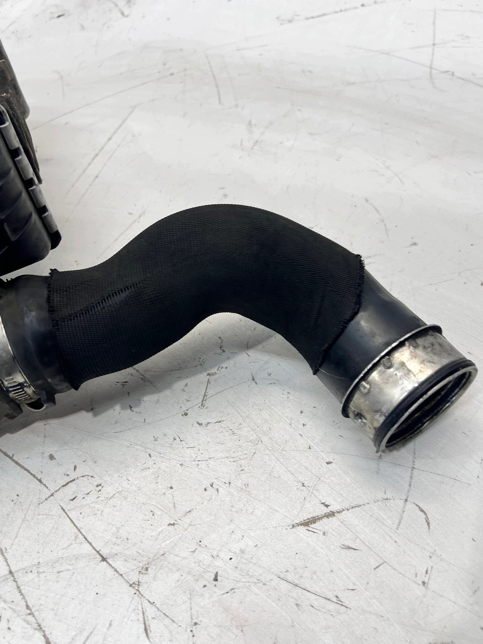 Kühler luft INTERCOOLER AUDI A4 B7 2.5 TDI NISSENS 96708