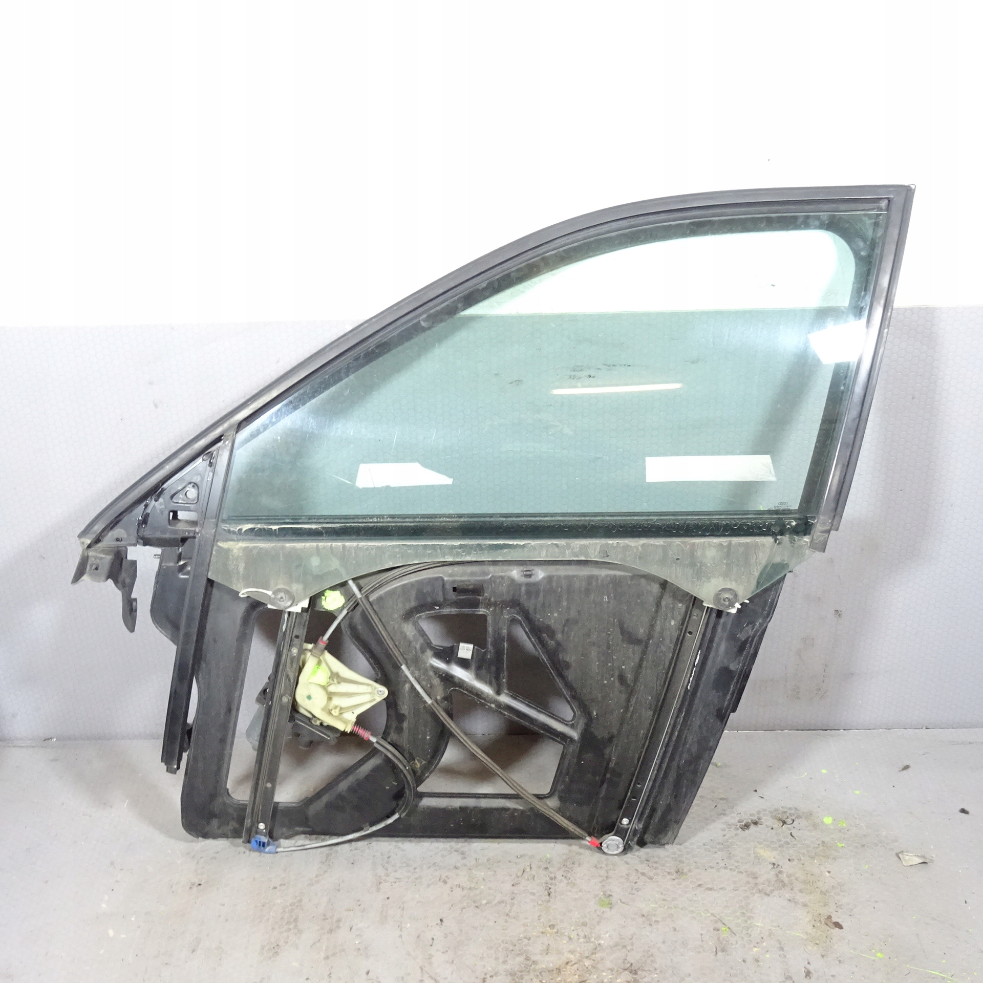 AUDI A3 8L 5D window regulator front left