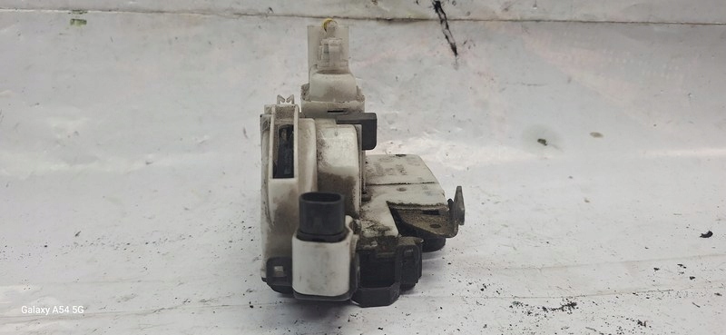 lock door right front VW POLO 99- 1HS862154