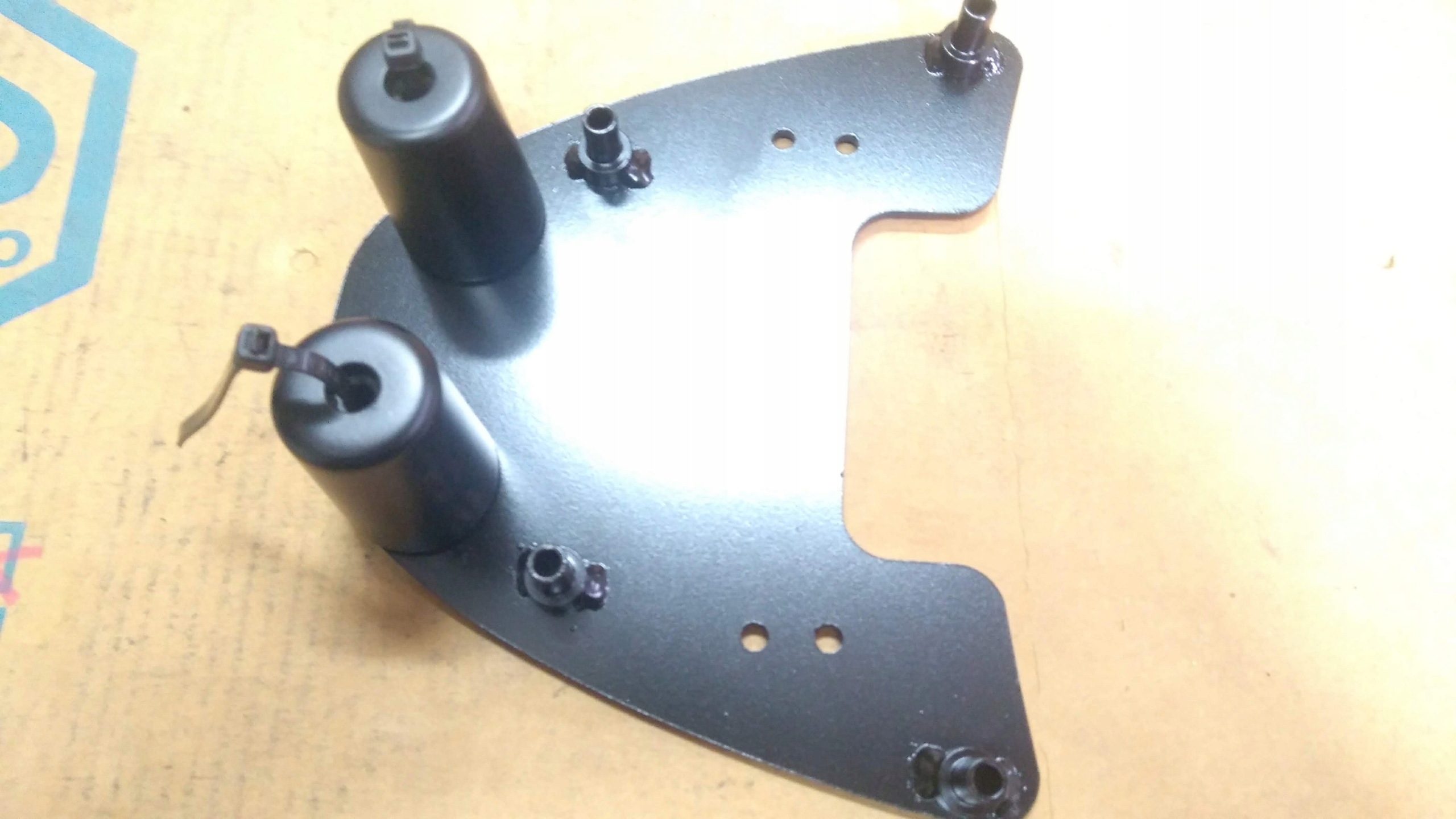 PŁYTA STELAŻ BAGAŻNIK KUFRA APRILIA SCARABEO 125 2