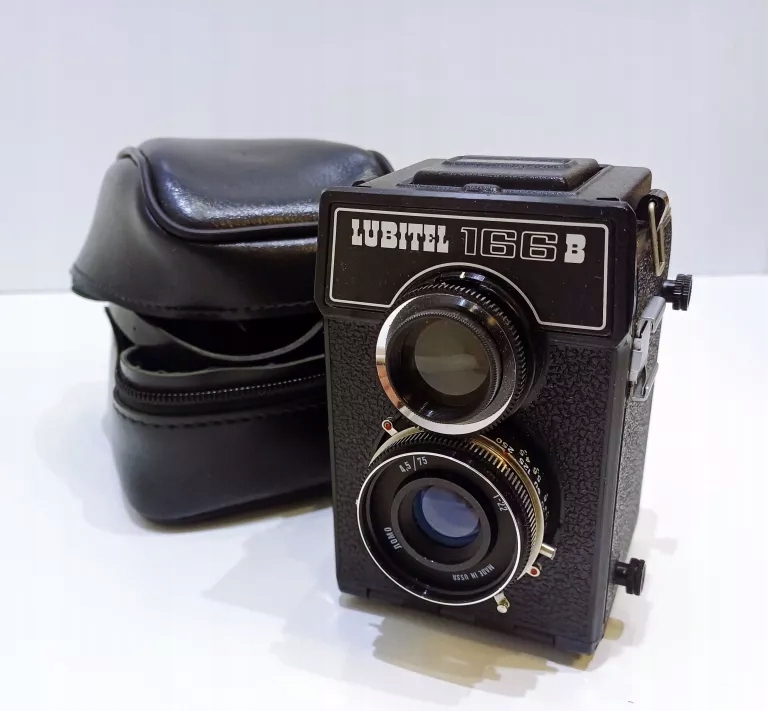 APARAT LUSTRZANKA DWUOBIEKTYWOWA LUBITEL 166B