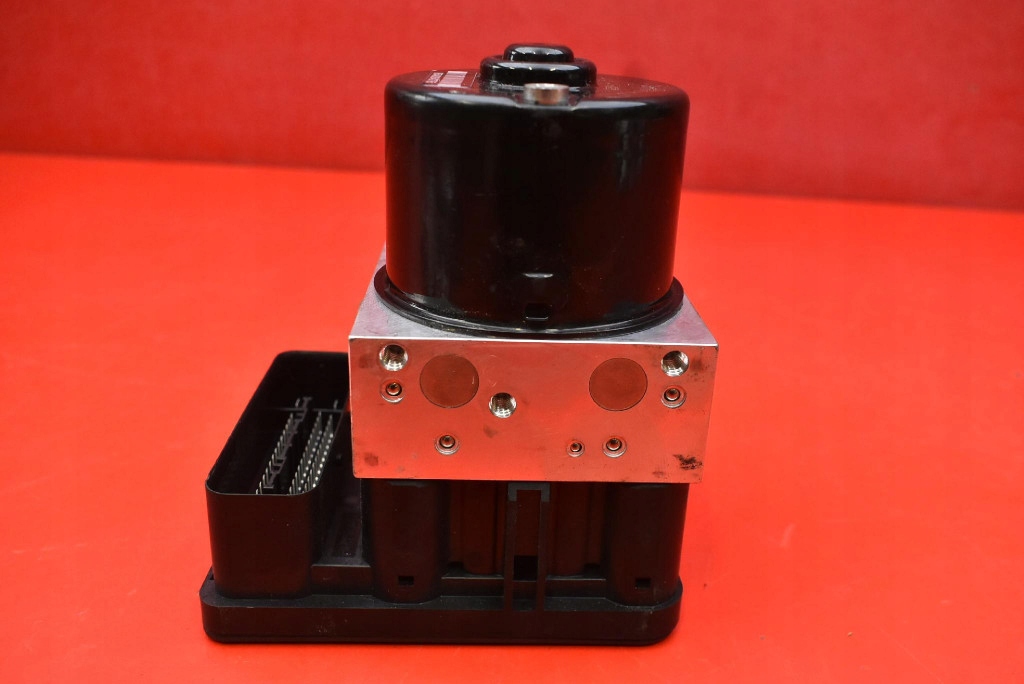 Pompa ABS 6778163 BMW E90 E91 2.0 D 163 KM 04-10