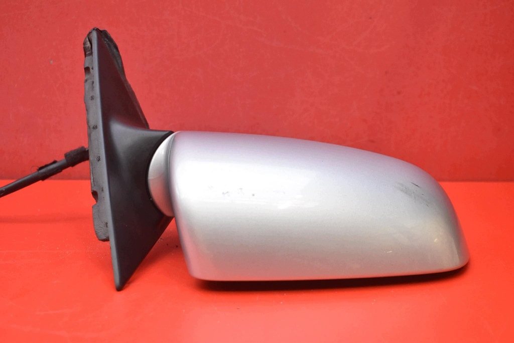 mirror right LY7W EU 8P1858532 AUDI A3 8P 03-05 5 PIN