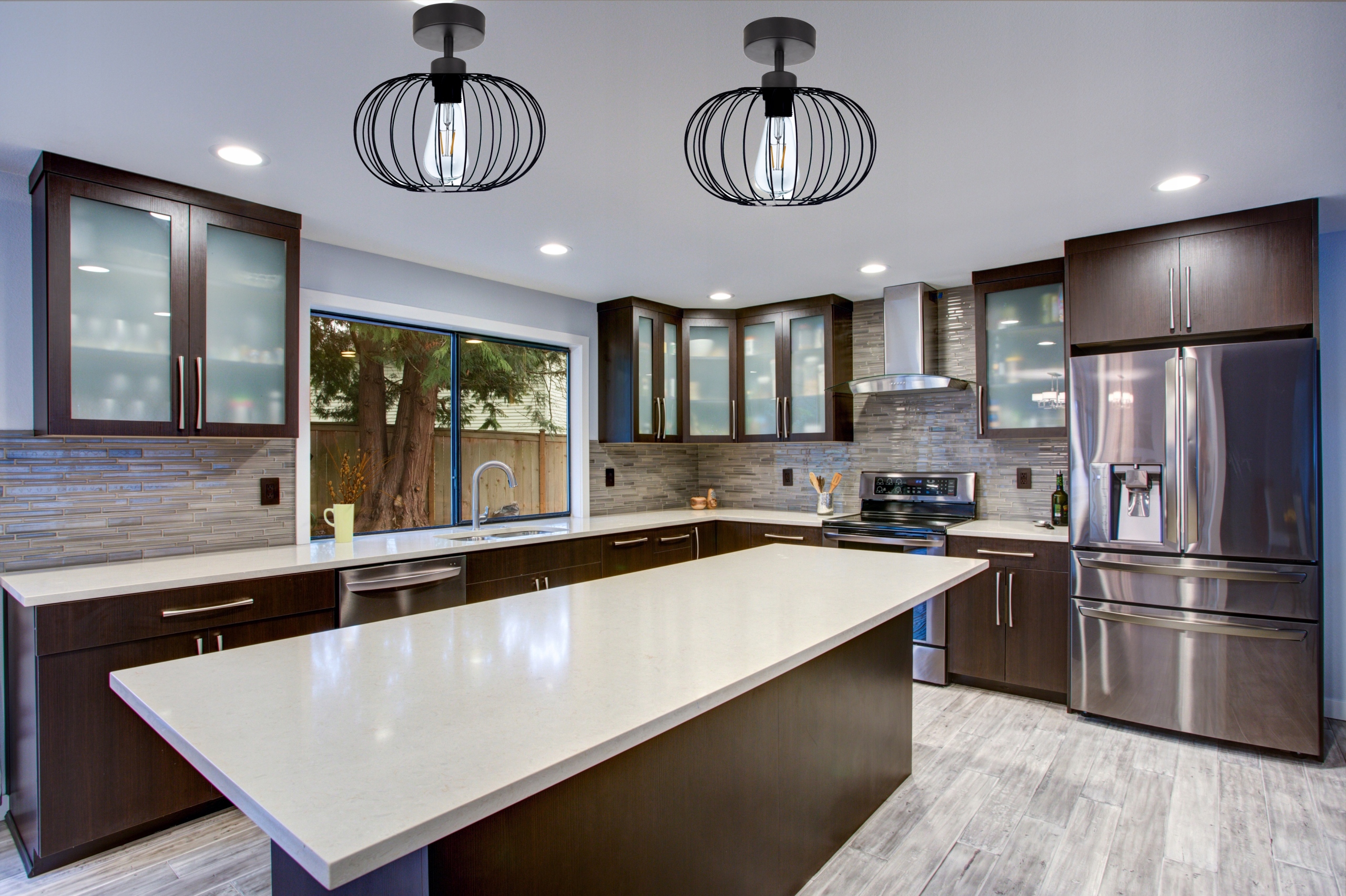 LAMPA WISZĄCA SUFITOWA ŻYRANDOL ELIPSA LOFT DRUT Kolor czarny