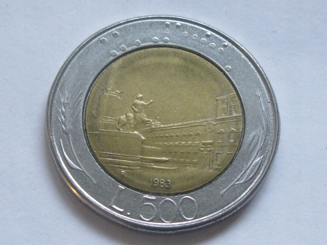 nr1815 Włochy Moneta 500 Lirów 1983