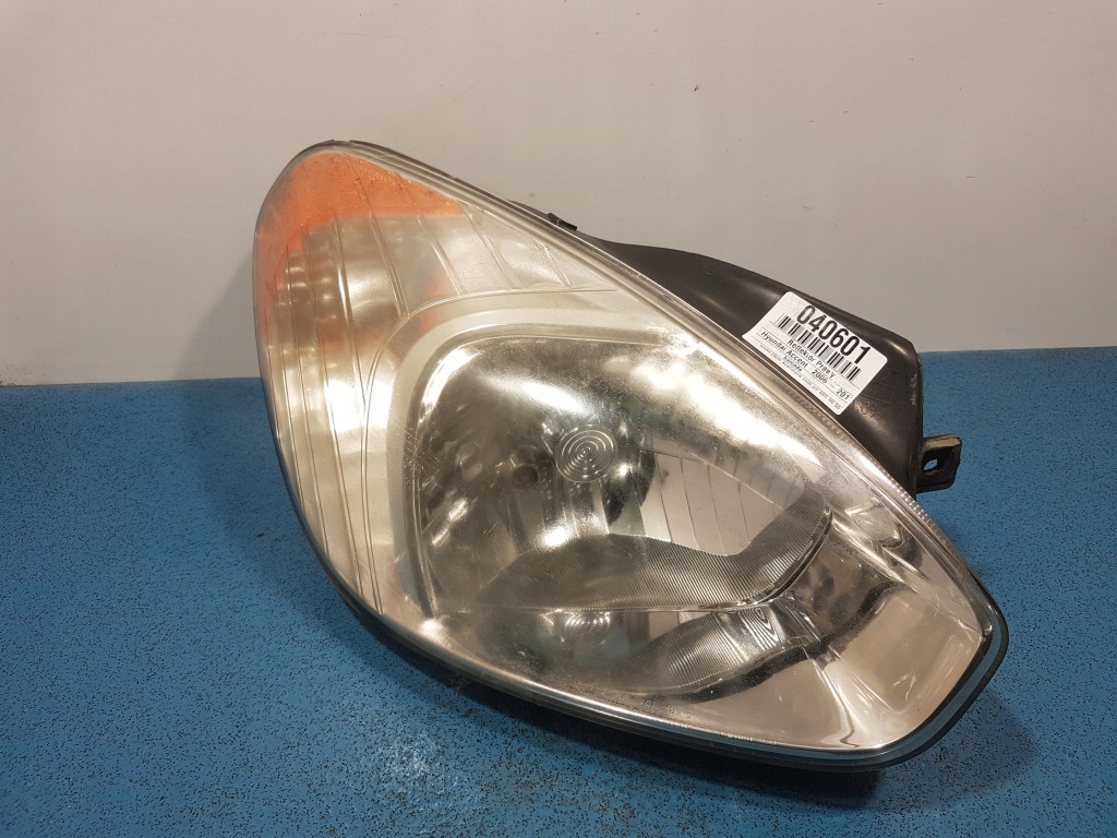 HYUNDAI ACCENT III REFLEKTOR PRAWY