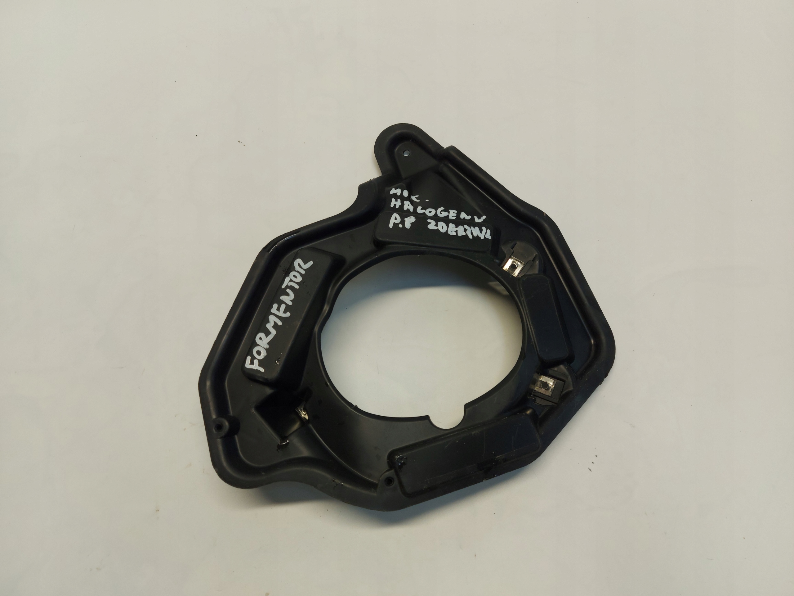 Cupra Formentor 5FF support holder fog lights right front 5FF807594A